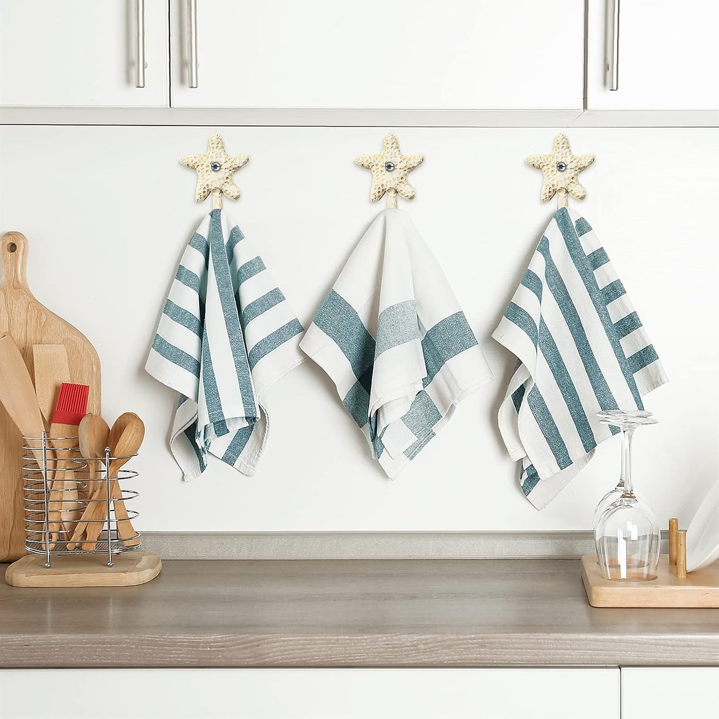 Cabilock 3pcs Heavy Duty Antique Star Towel Hooks - Decorative Wall Mounted Robe Hook Hat Rack for Bathroom and Kitchen
