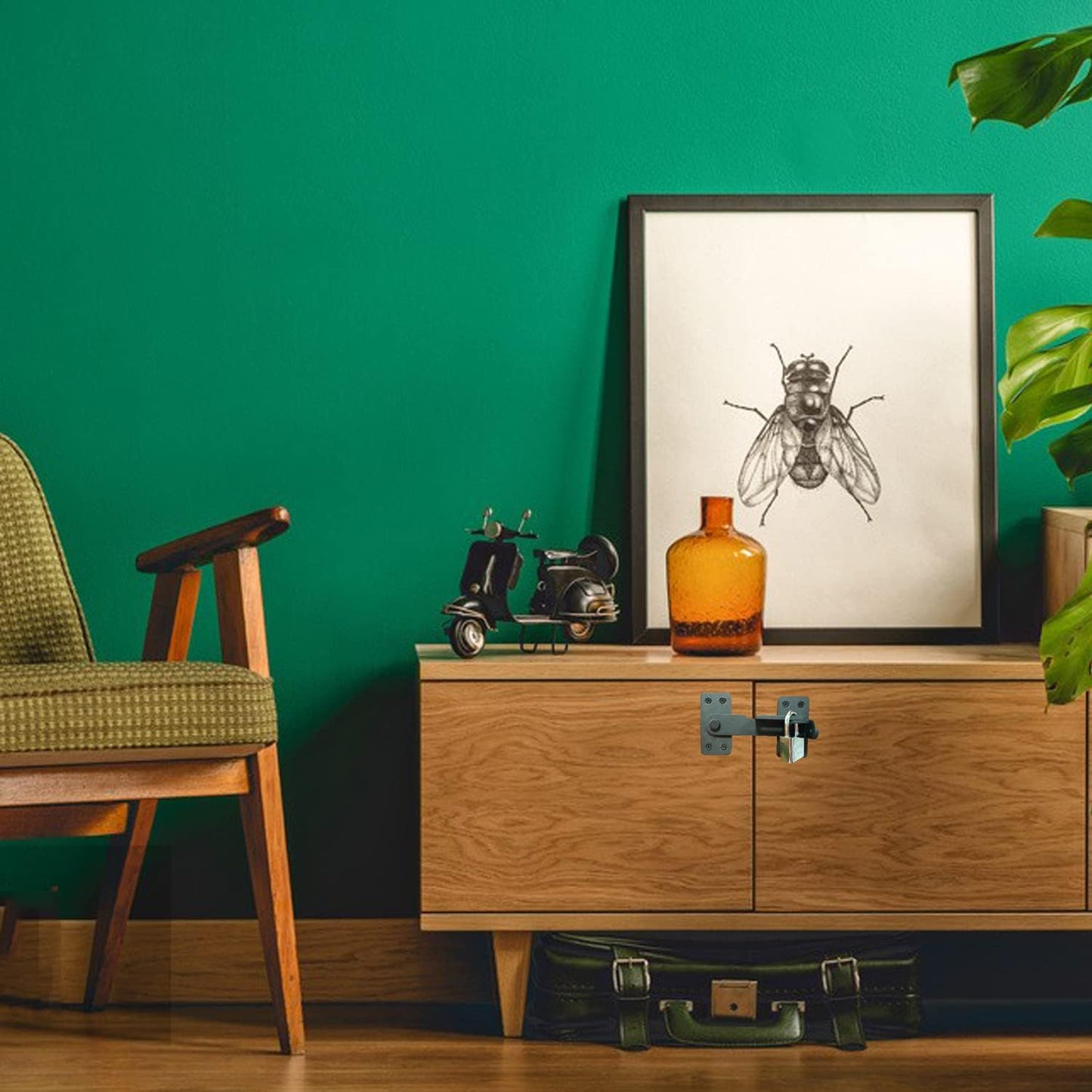 Heavy Duty Flip Latch Lock with Padlock Hole for Wooden Fences, Cabinets, Bathrooms & Windows