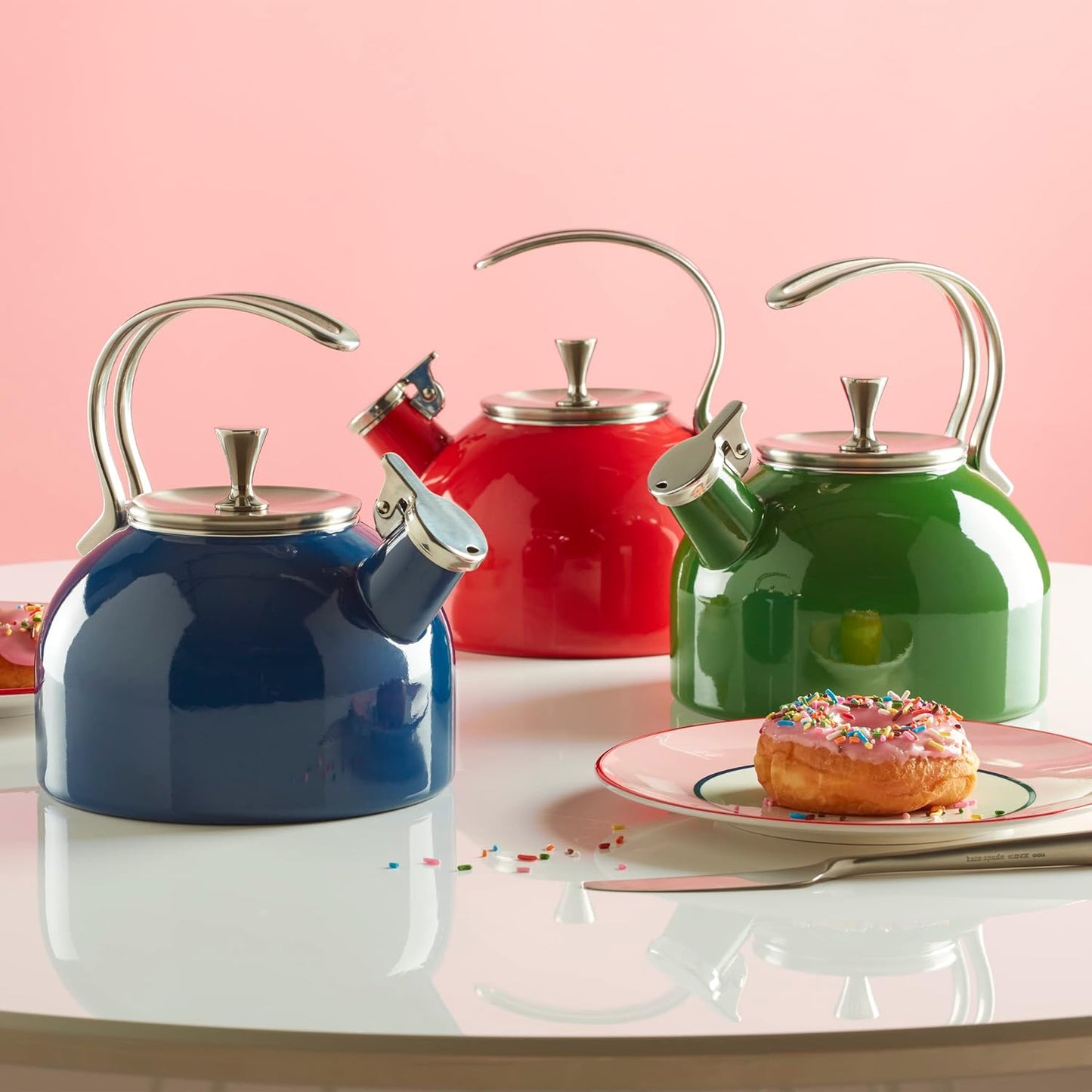 Kate Spade New York Make It Pop Kettle in Green - 3.75 Quart