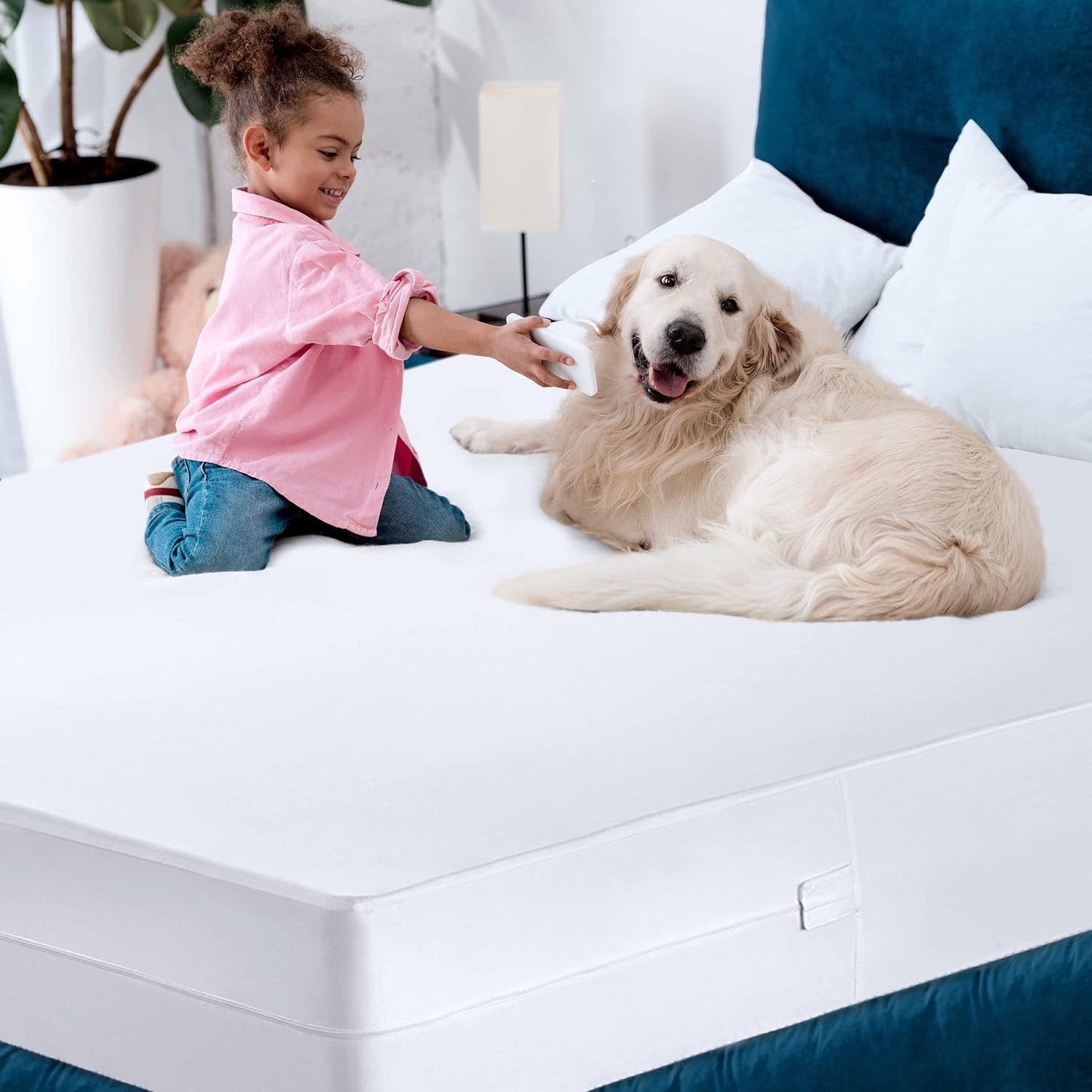 Pack of 10 Utopia Bedding Zippered Queen Mattress Encasements - 100% Waterproof, Bed Bug & Dust Mite Proof, Six-Sided Cover