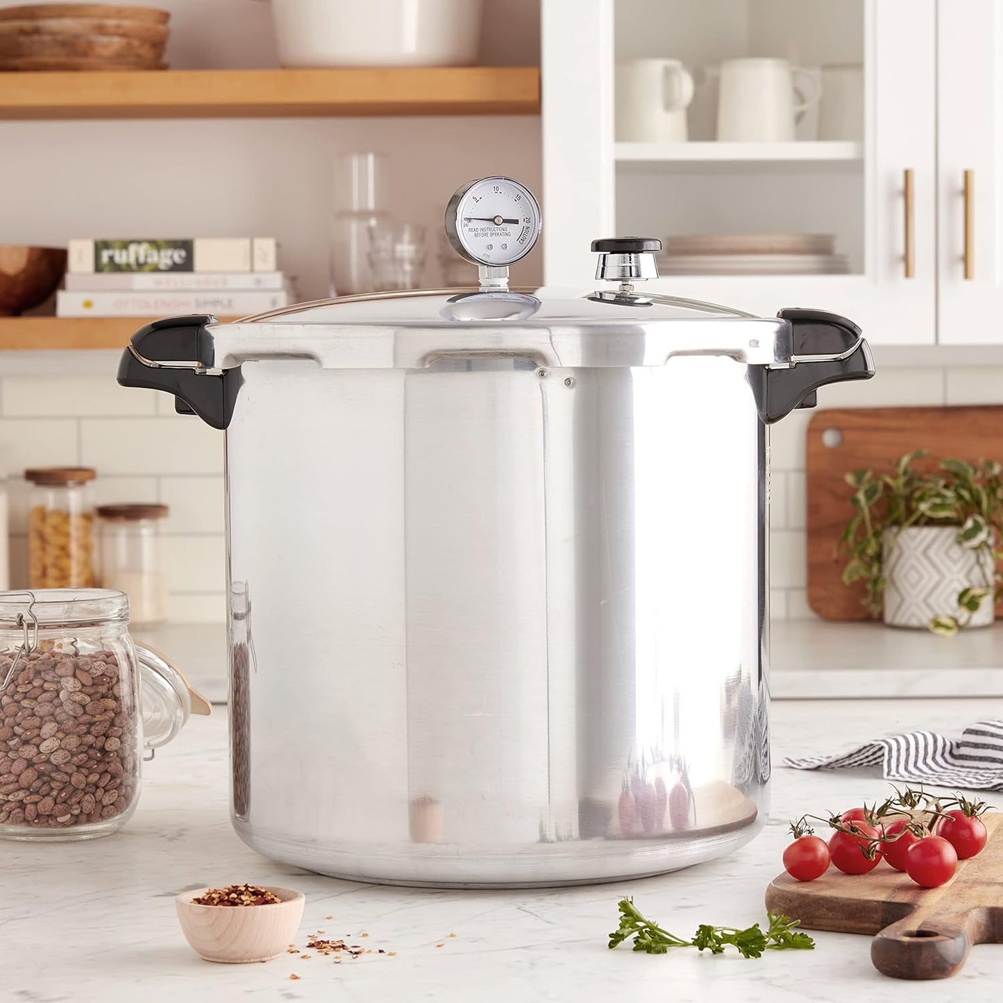 Presto 01784 Silver Aluminum Pressure Canner - 23-Quart, Induction Compatible