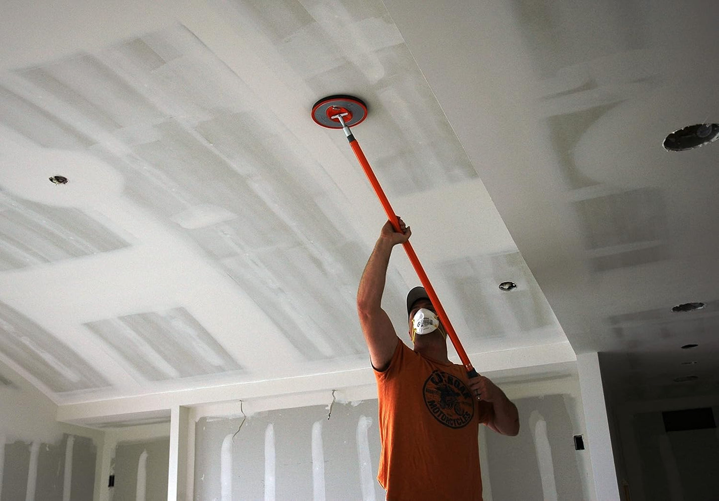 Radius360 Sanding Tool with Interchangeable Center Hub - 9-Inch Round by Full Circle International Inc.