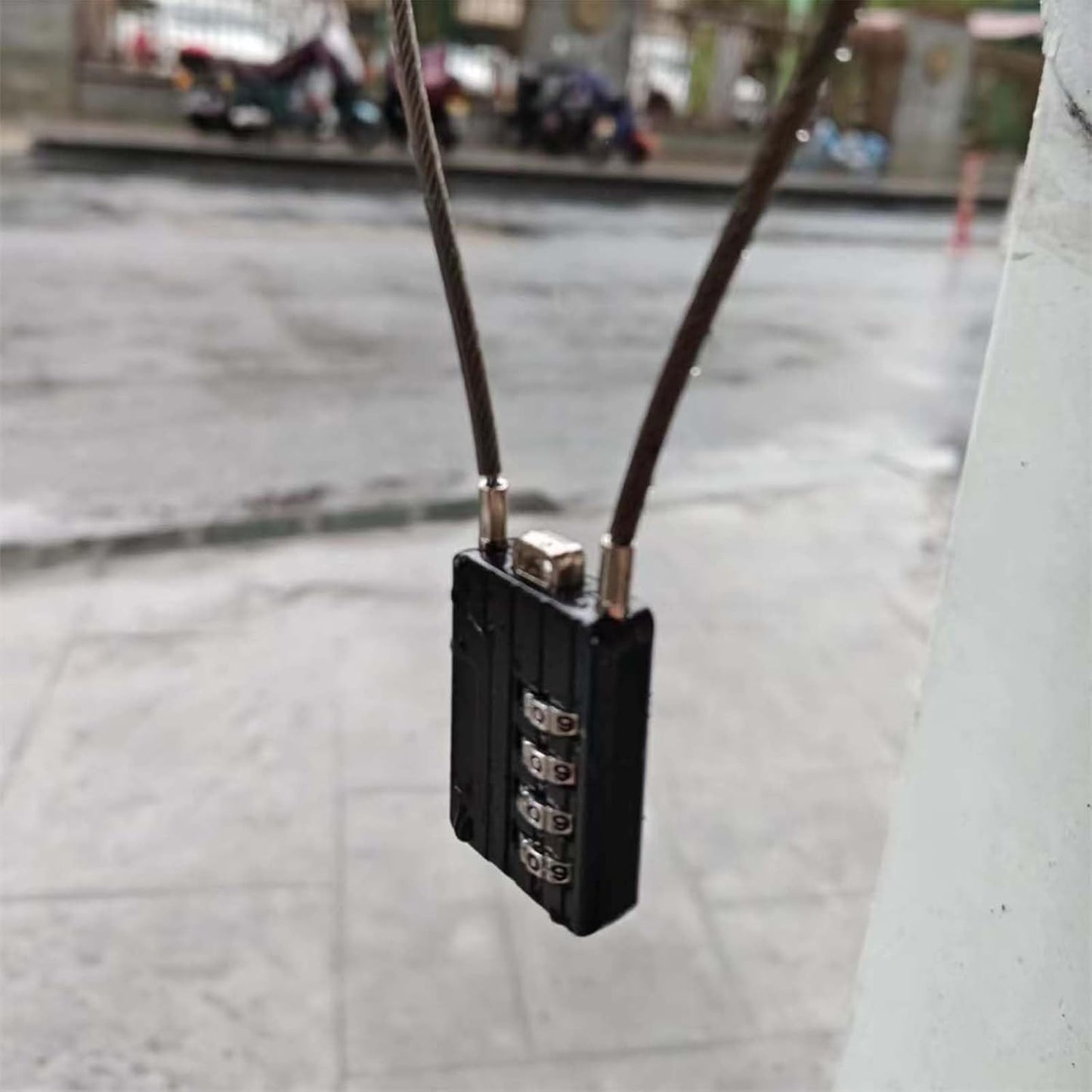 Set of 2 4-Digit Combination Padlocks with Long Cable & 2 Solid Brass Padlocks