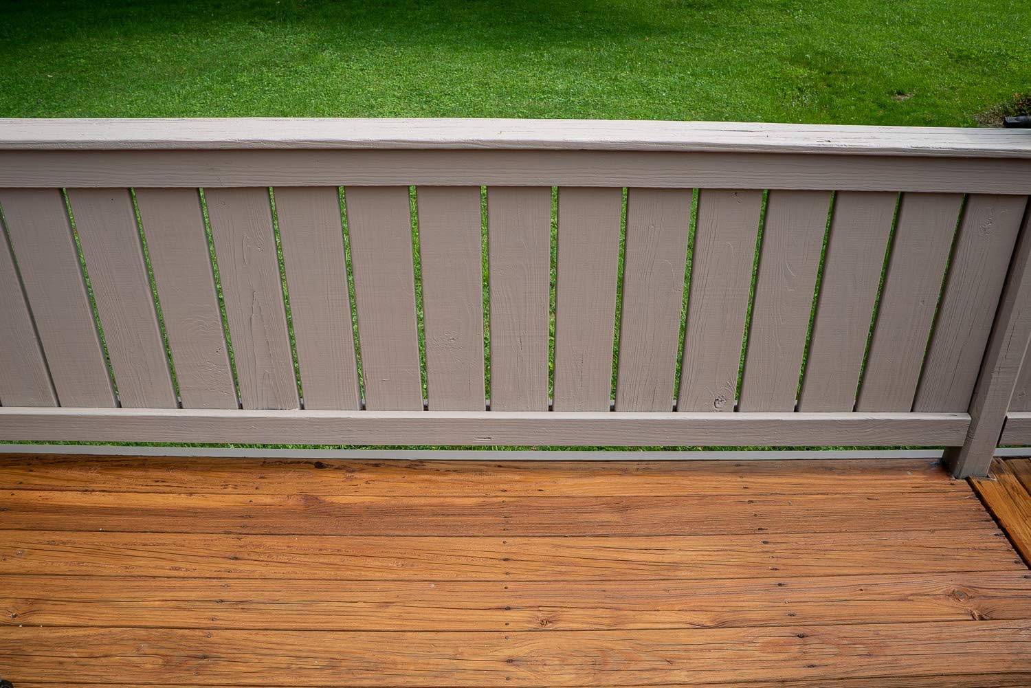 1 Gallon Classic Taupe Wood Stain & Sealer for Decks, Fences, & Siding - Water-Based Sealant for Outdoor Wood - Made in USA by SaverSystems