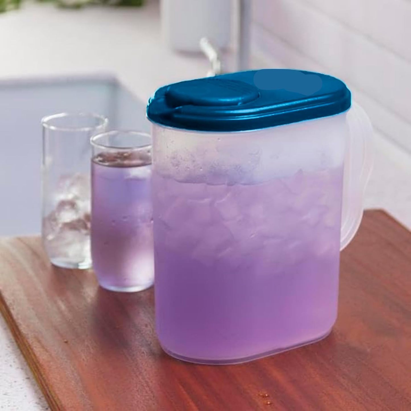 1 Gallon Slim Heavy Duty Plastic Measuring Pitcher with Leak Proof Lid - BPA-free, Ideal for Mixing, Storing, and Serving Beverages