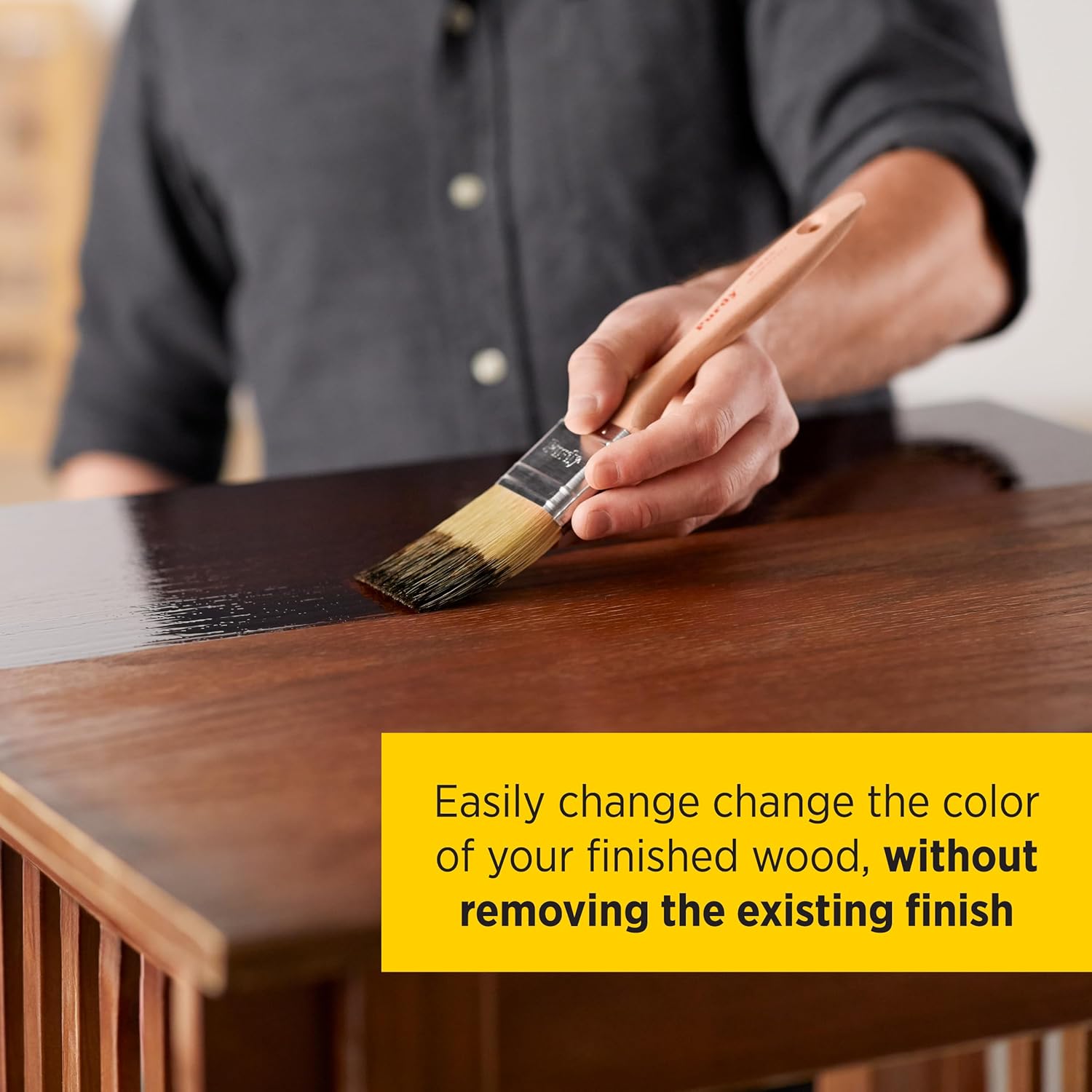 1 Quart Minwax 61395 Classic Black PolyShades Wood Stain and Polyurethane in Satin Finish