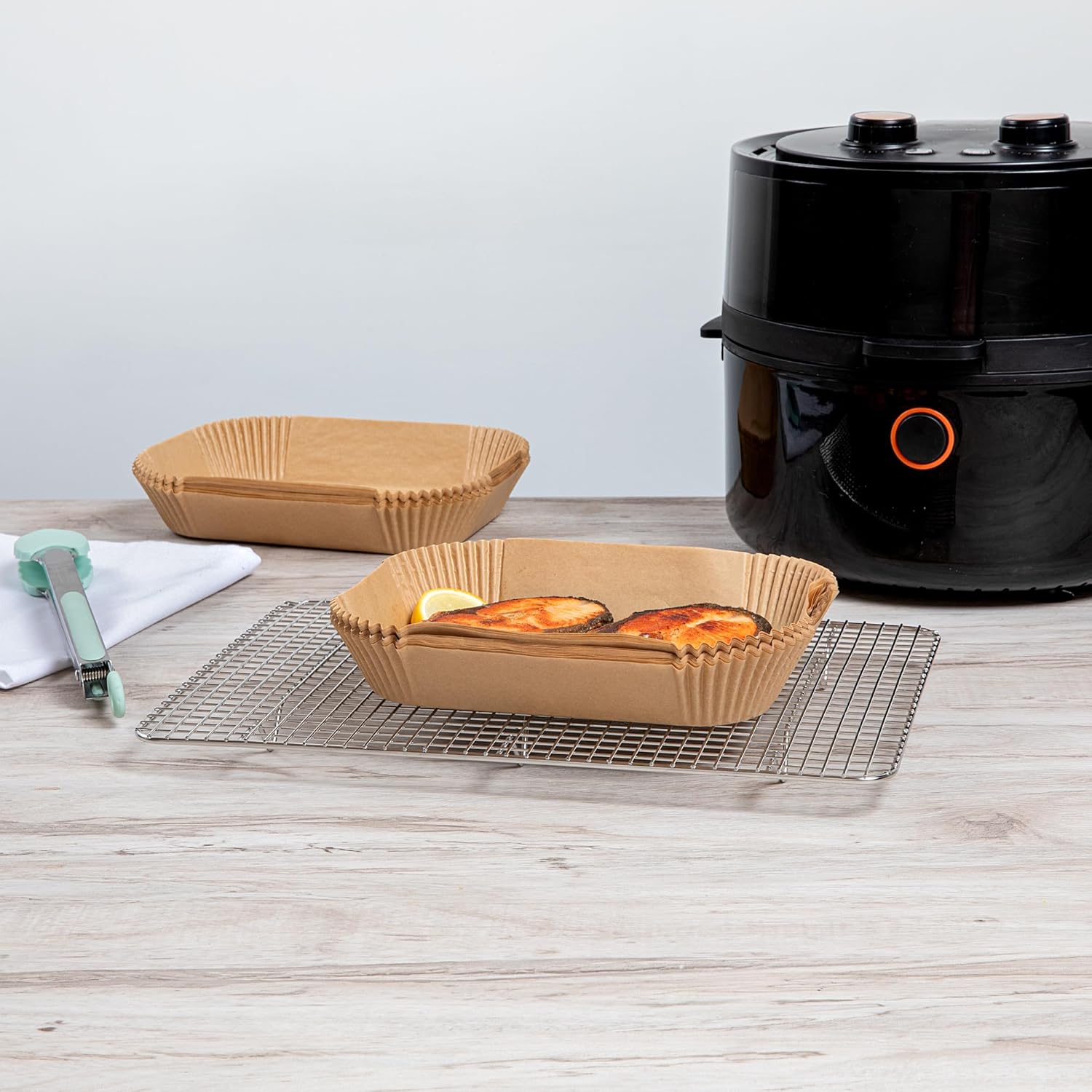 100 Pack of Restaurantware-Pastry Tek 8.1 x 5.5 x 1.8 Inch Air Fryer Liners - Silicone Coated Rectangle Baking Liners for Steamer, Microwave, Oven, Unbleached, Food-Grade Paper