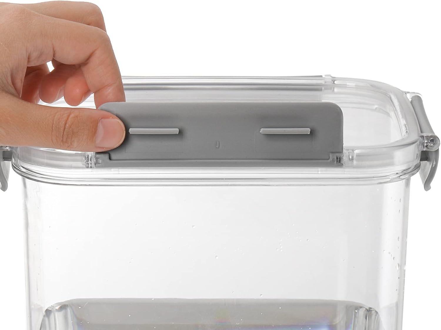 1.2 Gallon Plastic Drink Dispenser with Spigot - Ideal for Iced Tea, Lemonade, and More