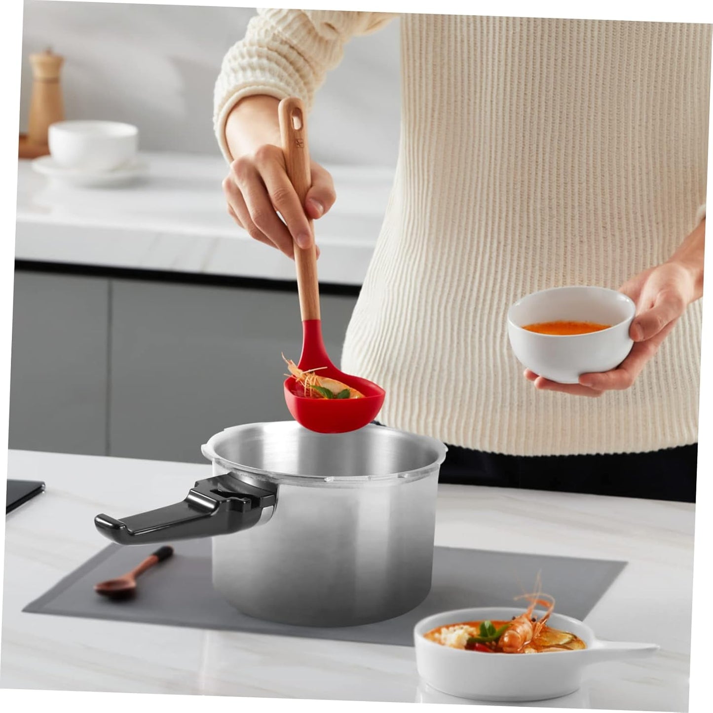 18cm VOSAREA Mini Pressure Cooker: Induction Compatible High Pressure Cooking Pot for Quick Meals and Canning