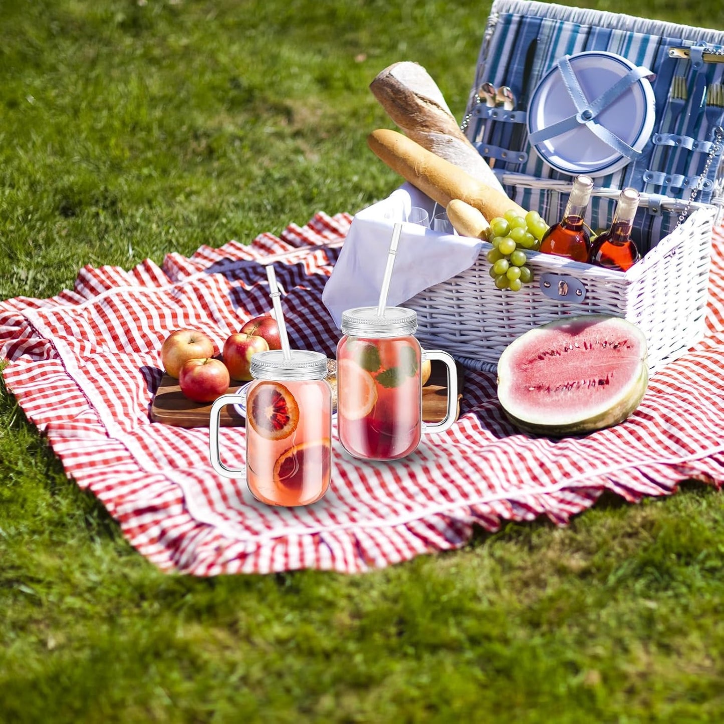 20 Pack 18.6 oz Plastic Mason Jars with Lids and Straws - Clear Drink Containers for Halloween & Christmas Party Favors