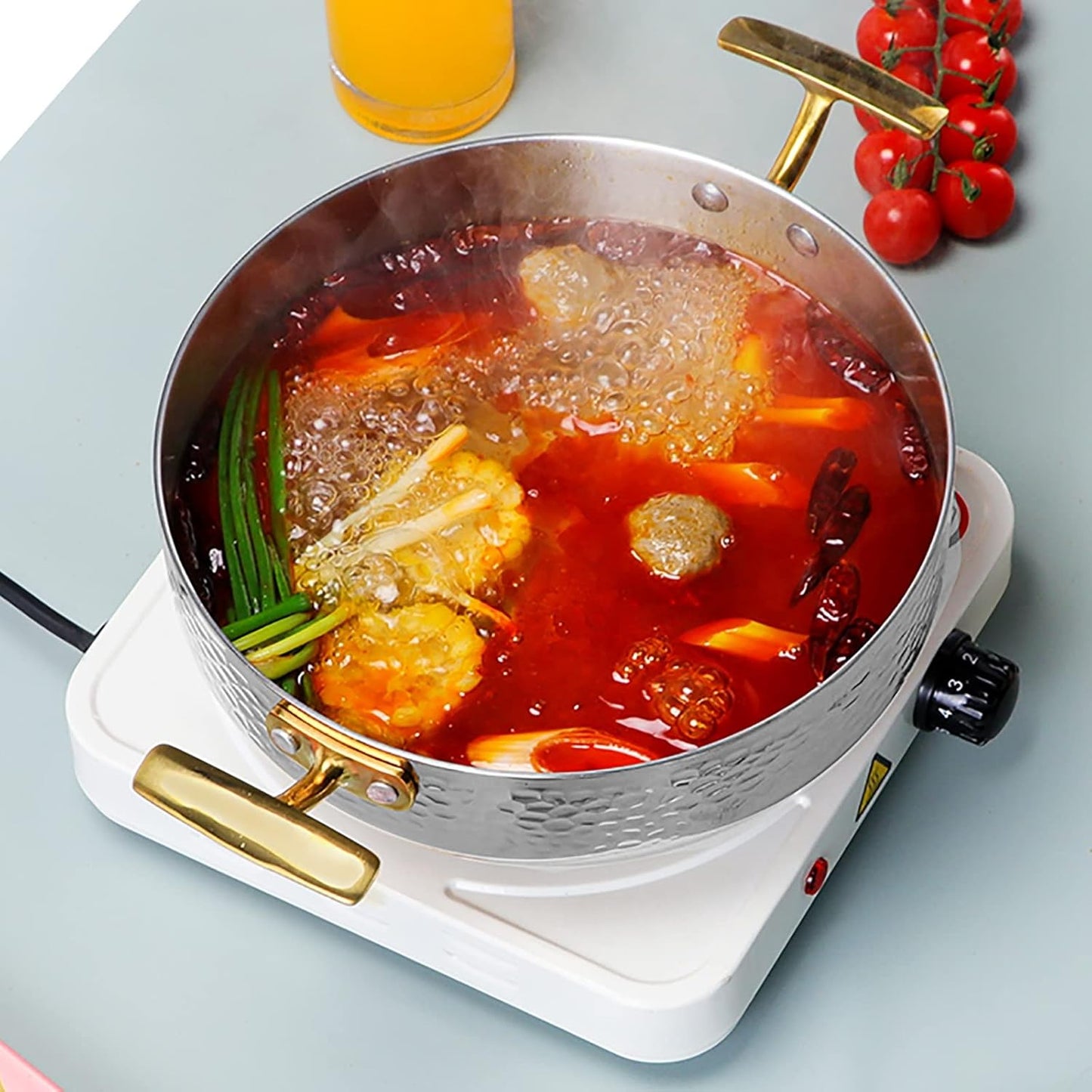 304 Stainless Steel Steamer Cookware and Soup Pot with Super Thick 3-Layer Composite Bottom - Ideal for Steamed Buns and Boiled Noodles - Available in Silver, Size 22cm and 28cm