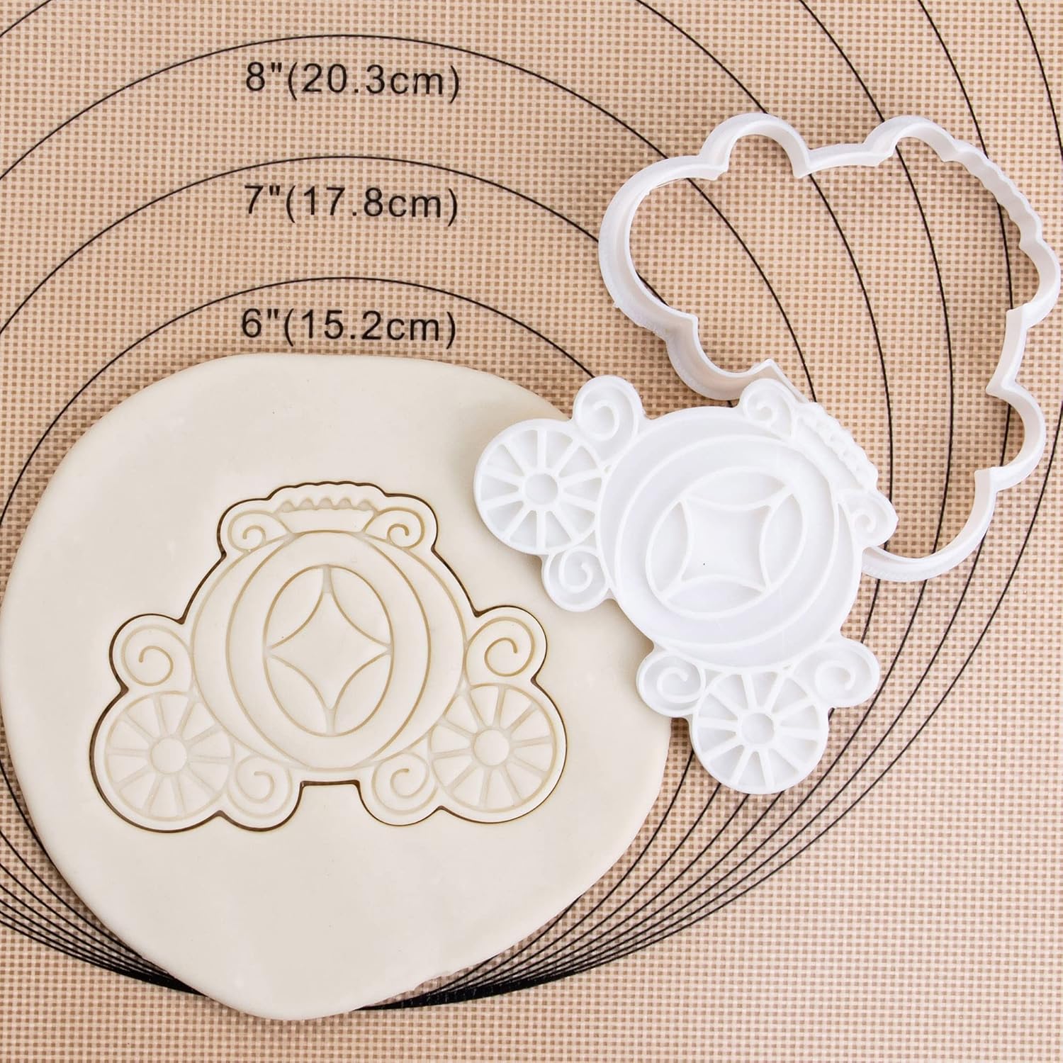 3.5" Princess Carriage Cookie Cutter with 3D Stamper - Baking & Party Supplies for Kitchen Cake Decorating & Gifts