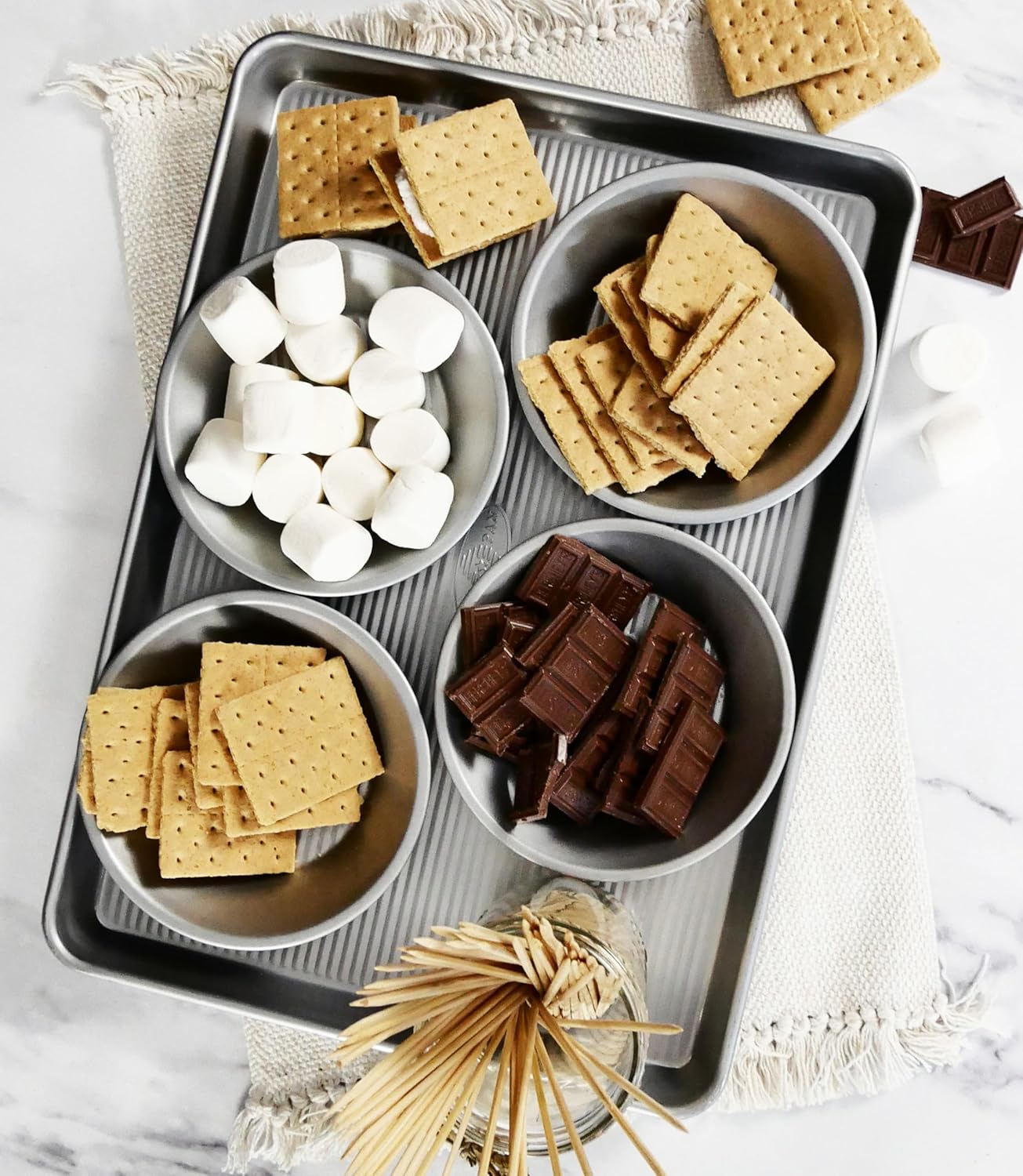 6-Inch USA Pan Global Nonstick Pie Pan for Baking Purposes