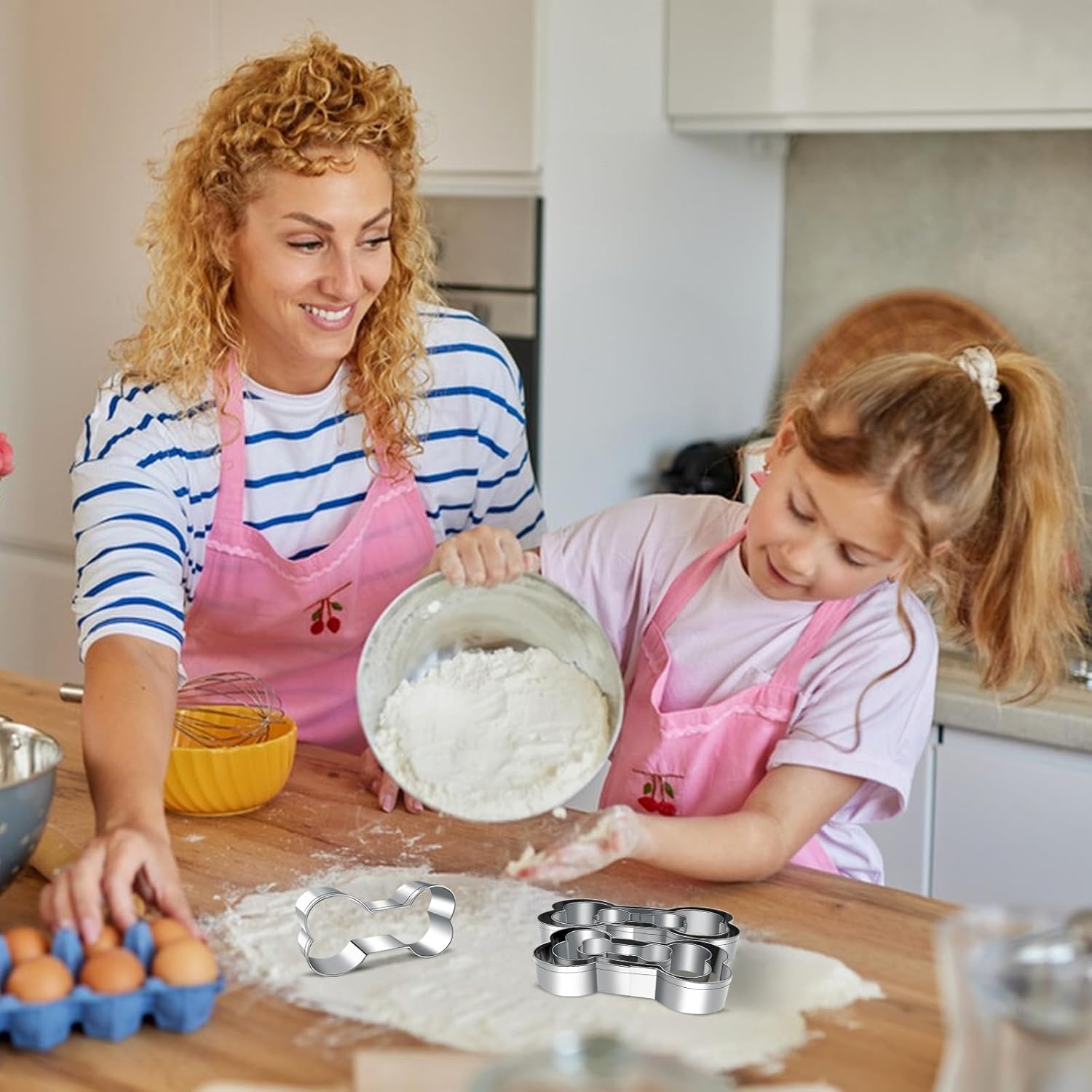 6-Piece Dog Cookie Cutter Set for Homemade Treats and Baking - Mini, Small, Medium, Big Sizes