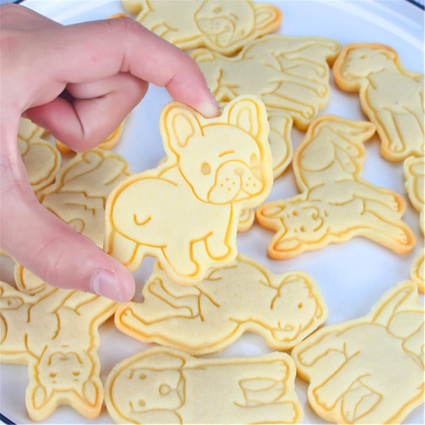6-Piece Food Grade Plastic Dog Shaped Cookie Stamps Set for Baking - Cute Pink Fondant Stamper Kit