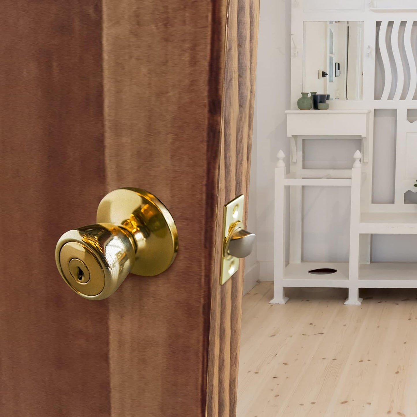 6-Way Universal Keyed Entry Door Knob for Front and Back Doors - Polished Brass