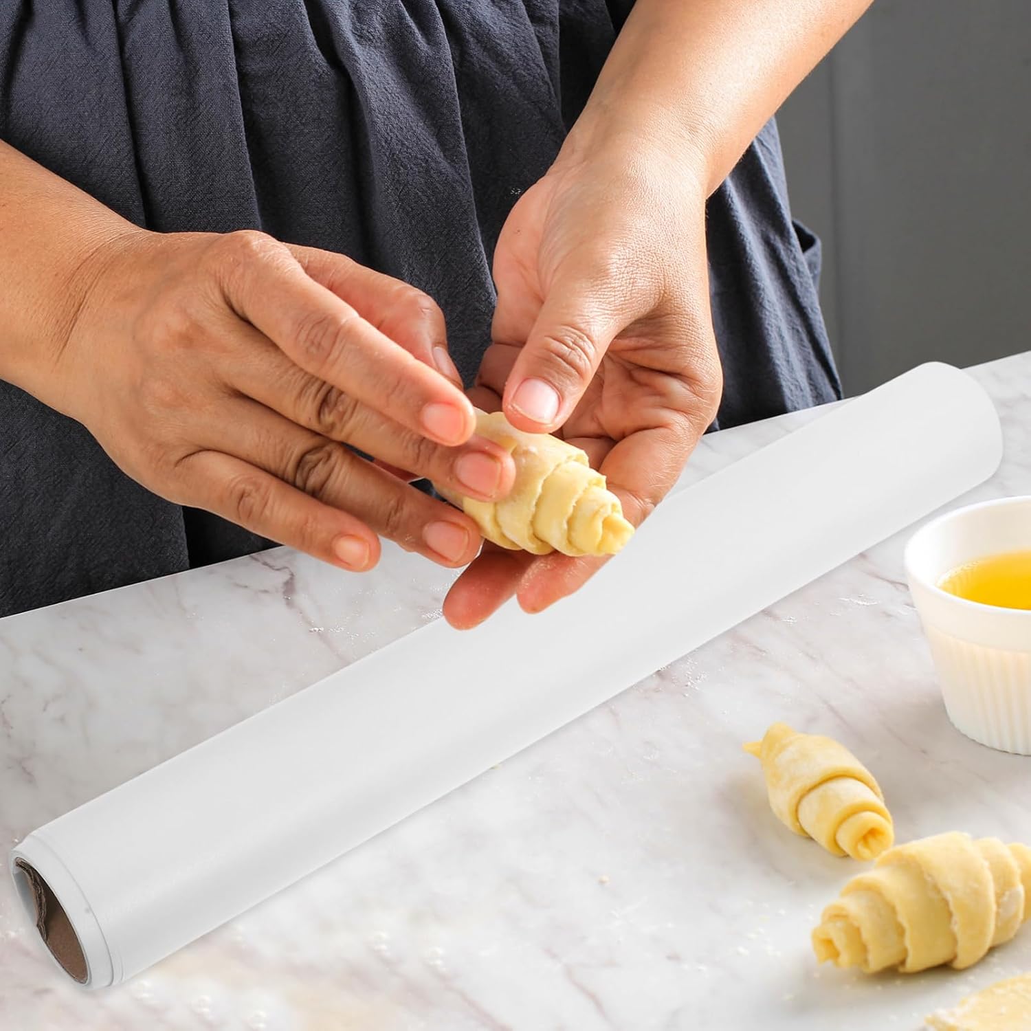 ABOOFAN Non-stick Unbleached Parchment Paper Roll - Ideal for Baking, Cooking, Grilling, Air Fryer, and Steaming