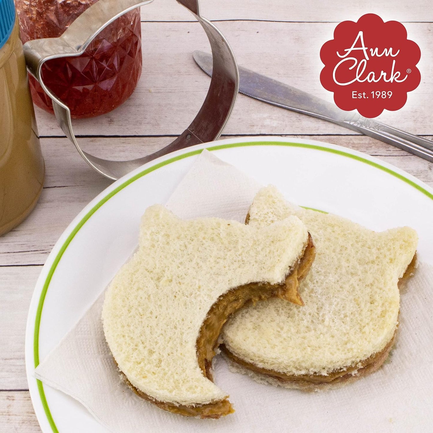 Ann Clark Cookie Cutters Cat Face Sandwich Cutter - 4" Stainless Steel Shape Mold