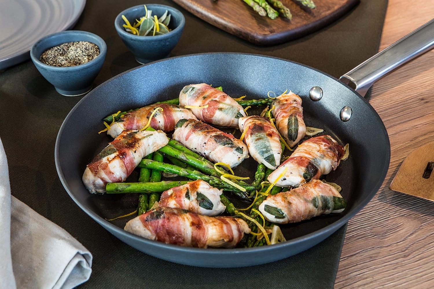 Anolon Professional 30cm Skillet: High-Quality Nonstick Cookware