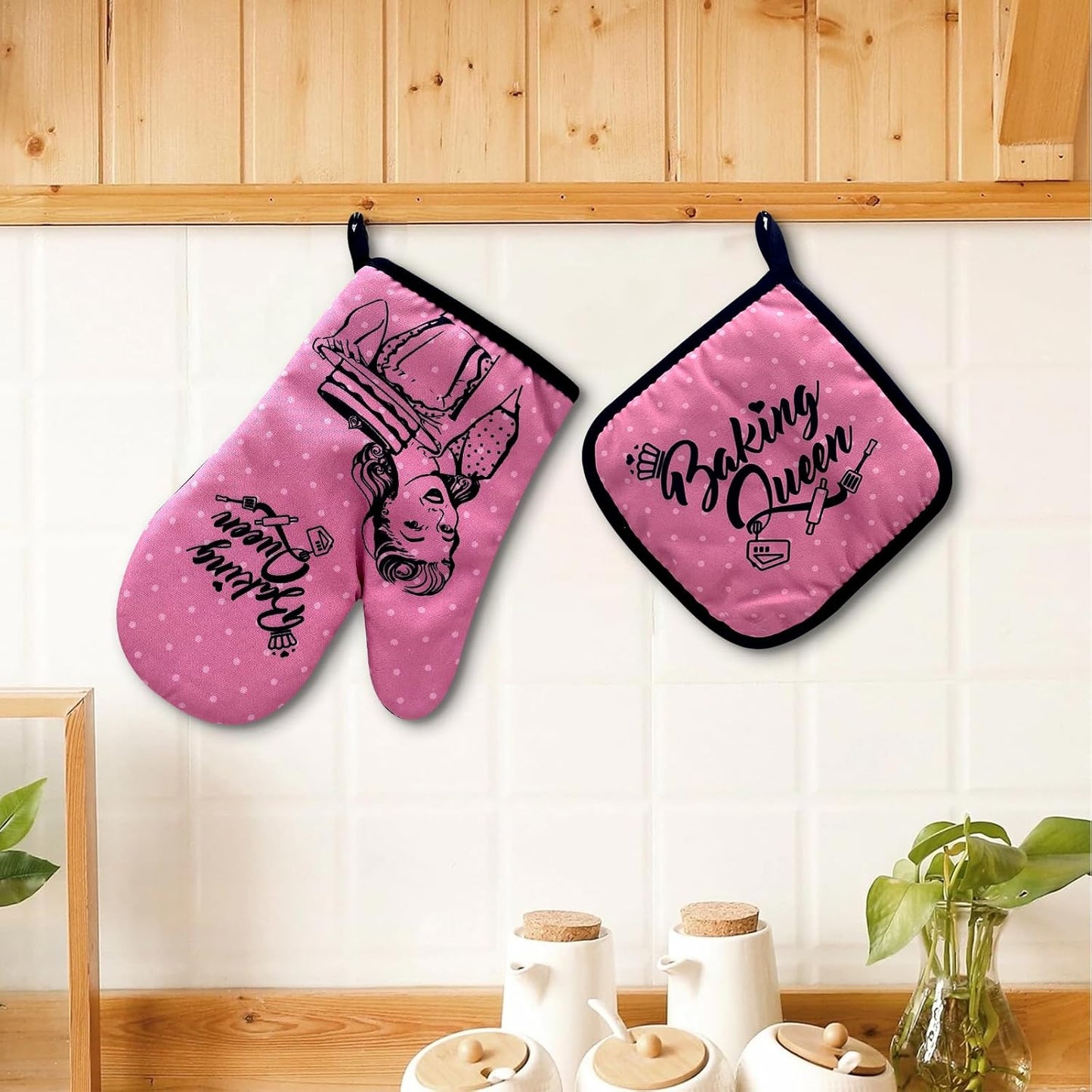 Barbie Pink Baking Queen Oven Mitts and Potholders Set - Silicone Non-Slip Insulation, Female Chef Assistant Gift