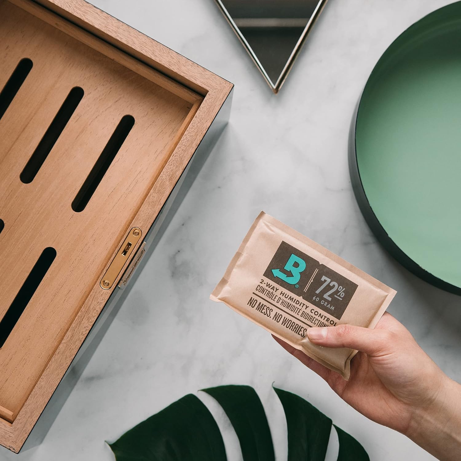 Boveda 72% Humidity Control Packs for Wood Humidors - Size 60, 20 Pack - Moisture Absorbers - Hydration Packets in Resealable Bag