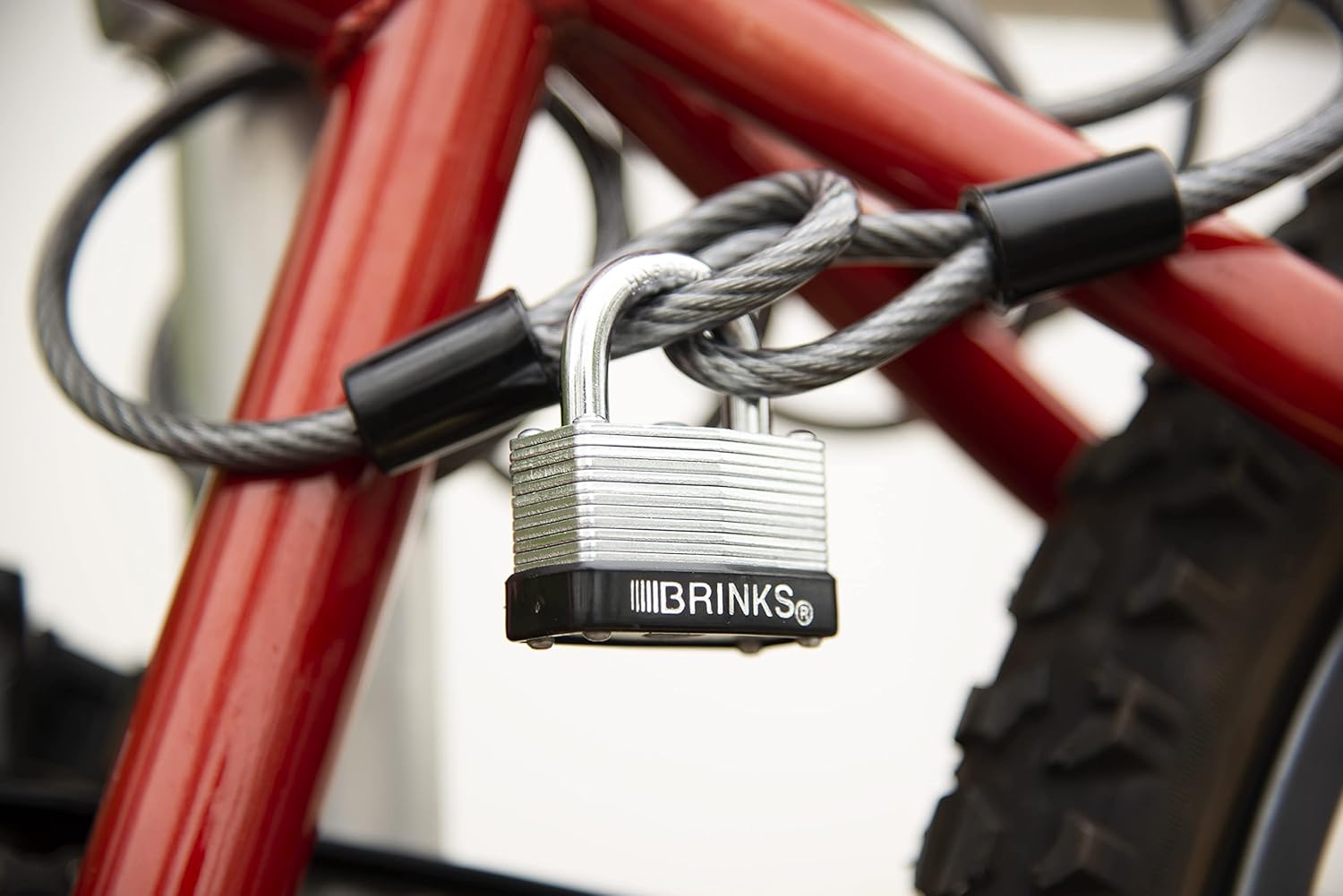 Brinks 40mm Keyed and Warded Padlock - Laminated Steel, Chrome Plated - Hardened Steel Shackle - WildKart