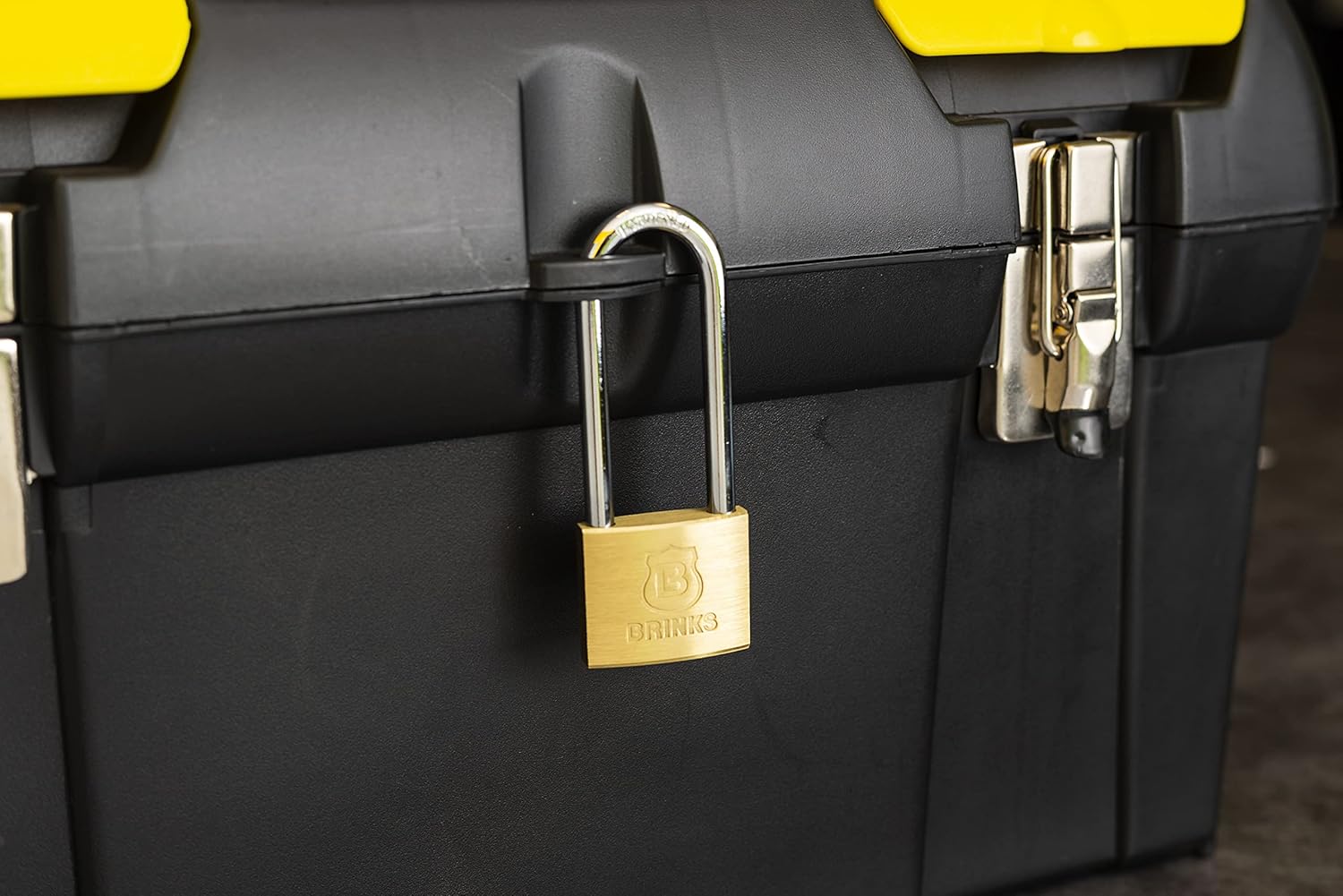 Brinks 40mm Solid Brass Keyed Padlock 2-Pack, Chrome Plated, Hardened Steel Shackle, 2.5" Clearance - WildKart