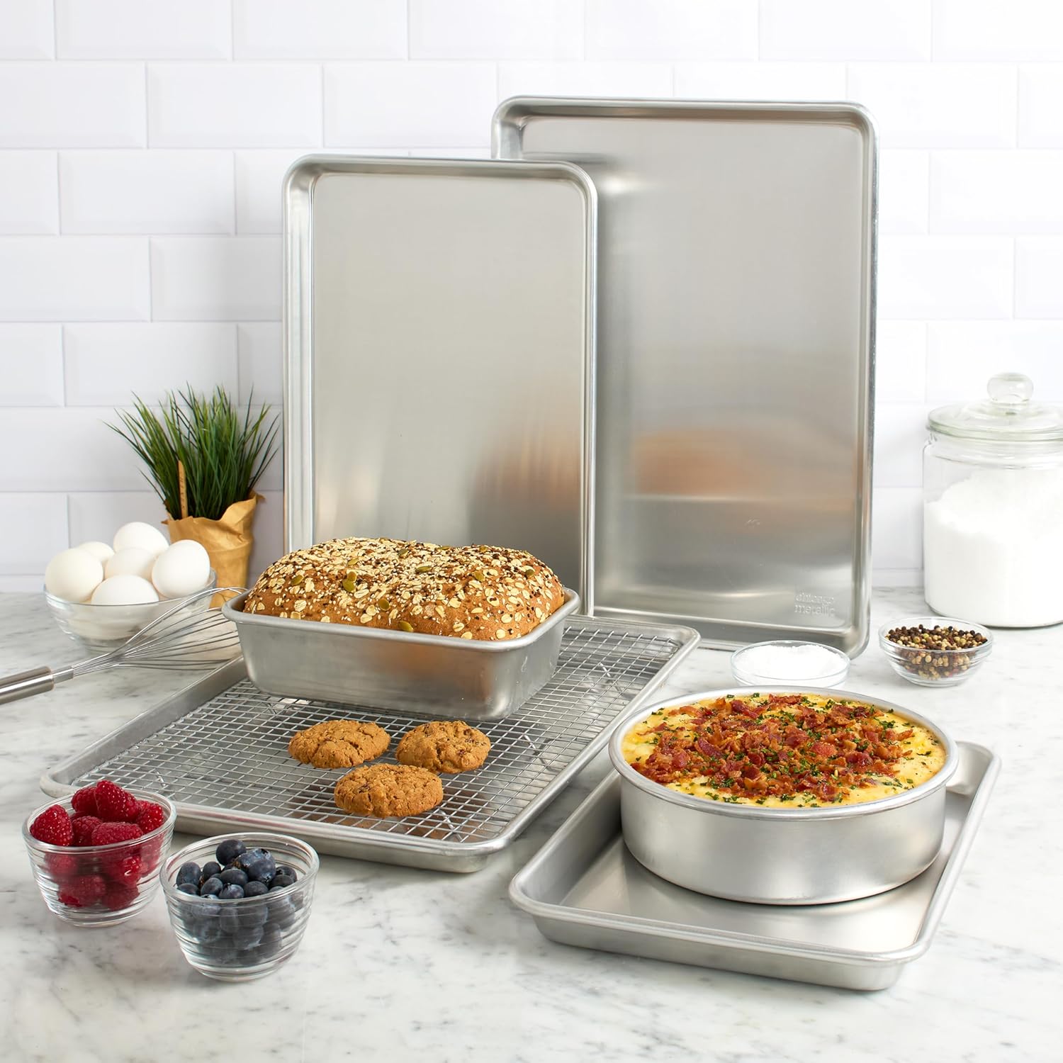 Chicago Metallic 9x5 Loaf Pan - Recycled Aluminum, Ideal for Everyday & Small Batch Baking