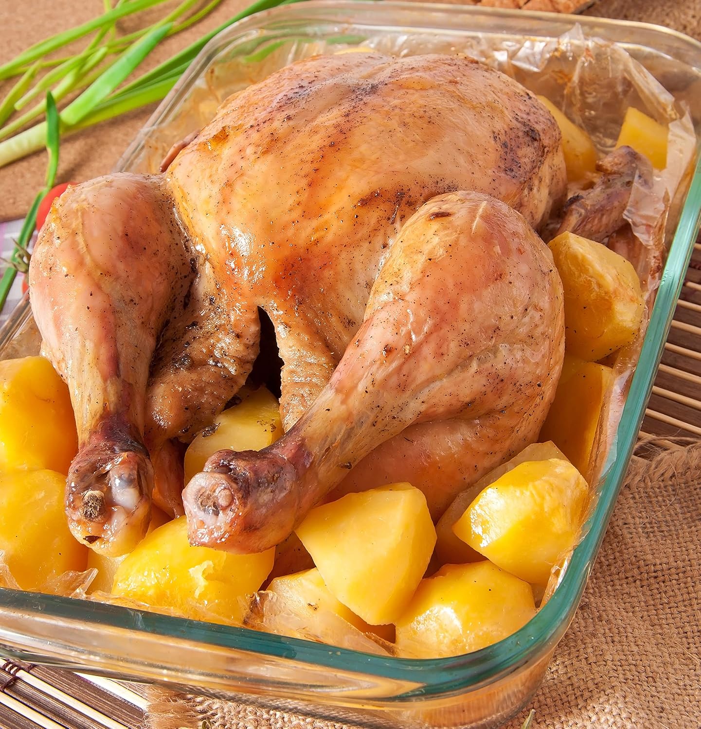 Clear Glass Casserole Dish Set - Durable Borosilicate Glass Bakeware, Oven & Microwave Safe, Rectangular Baking Pan with Stand (10 x 6.5 Inch)