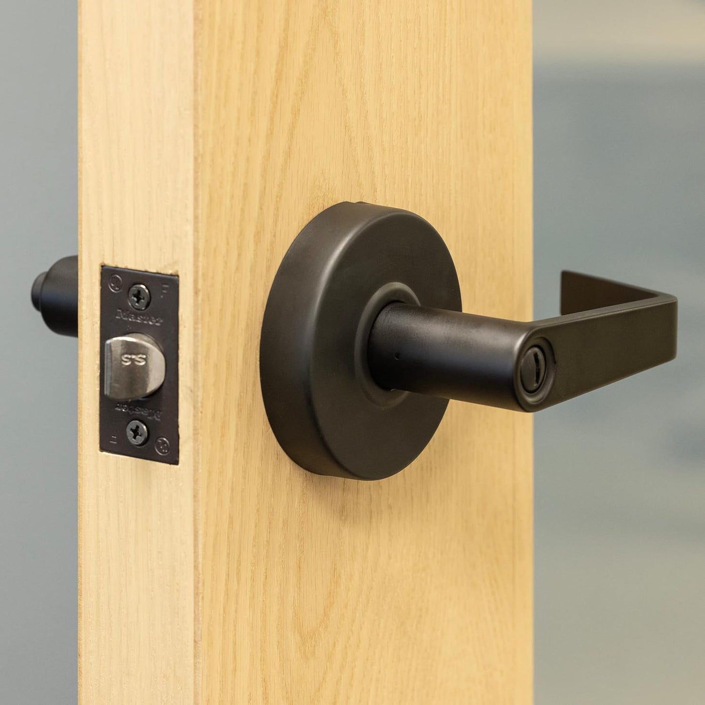 Commercial Grade 2 Heavy Duty Lever Style Privacy Door Handle, Oil Rubbed Bronze Finish by Master Lock