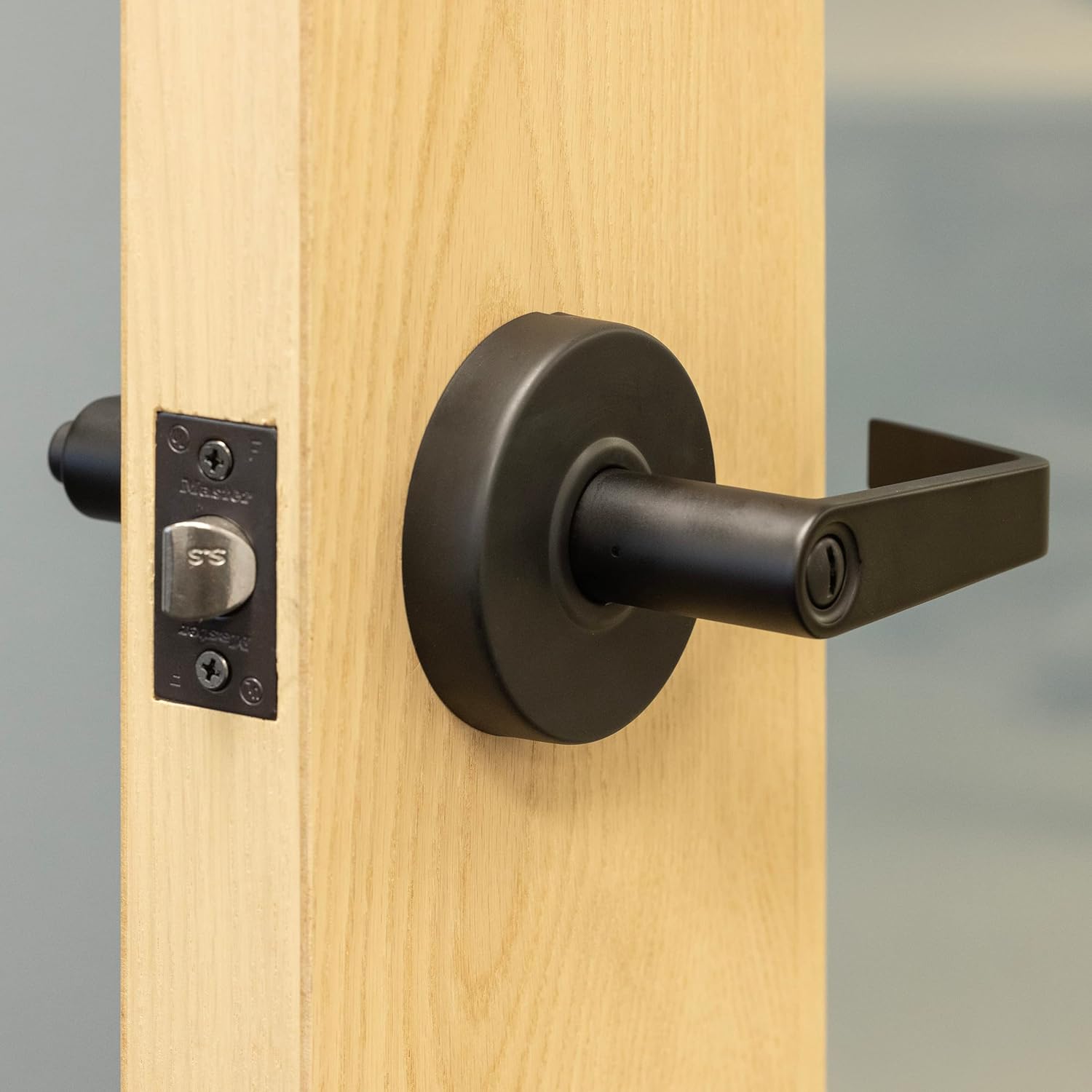 Commercial Grade 2 Heavy Duty Lever Style Privacy Door Handle, Oil Rubbed Bronze Finish by Master Lock