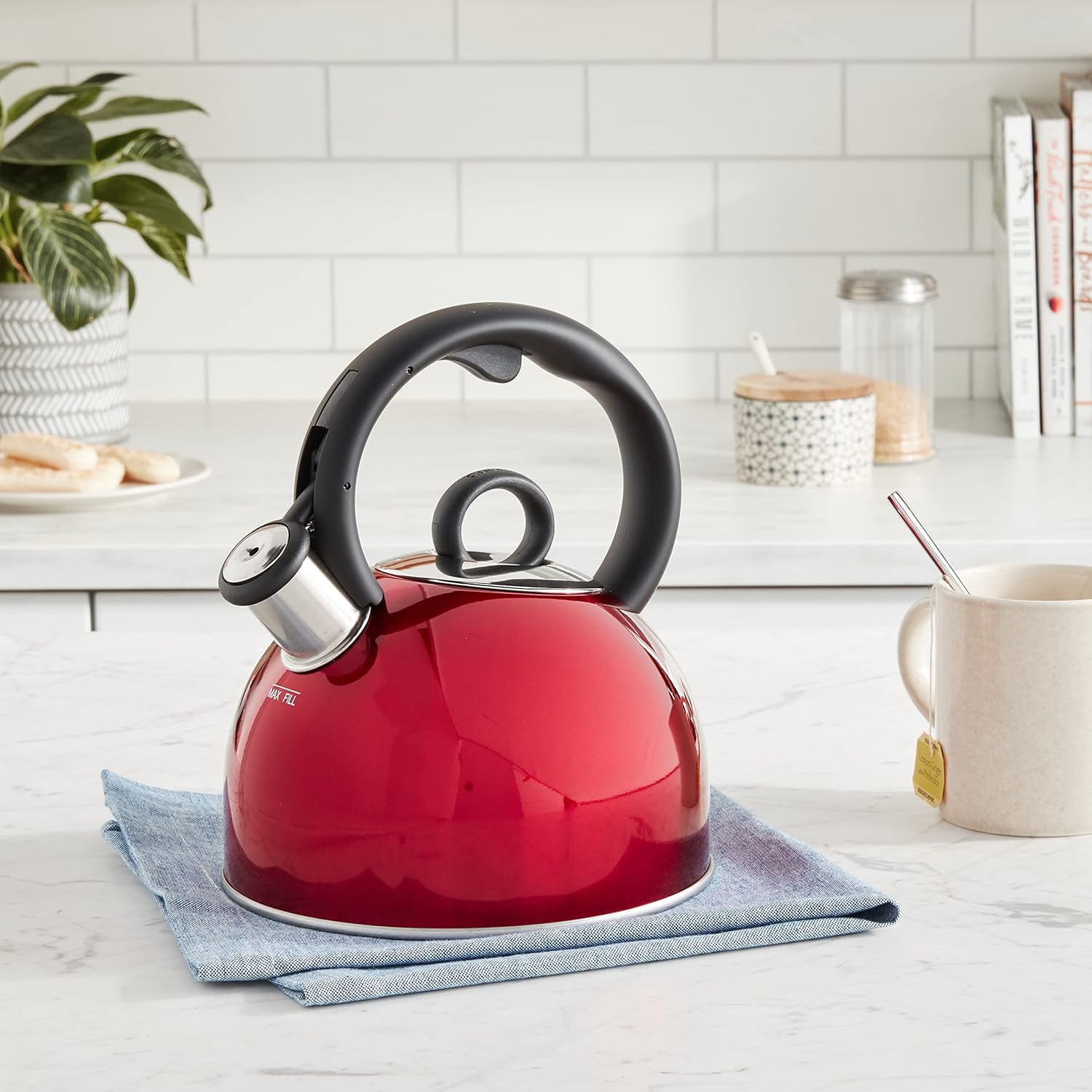 Cuisinart CTK-S17MR Aura 2-Quart Teakettle - Metallic Red, Classic Tea Kettle for 2-Quarts Boiling Water