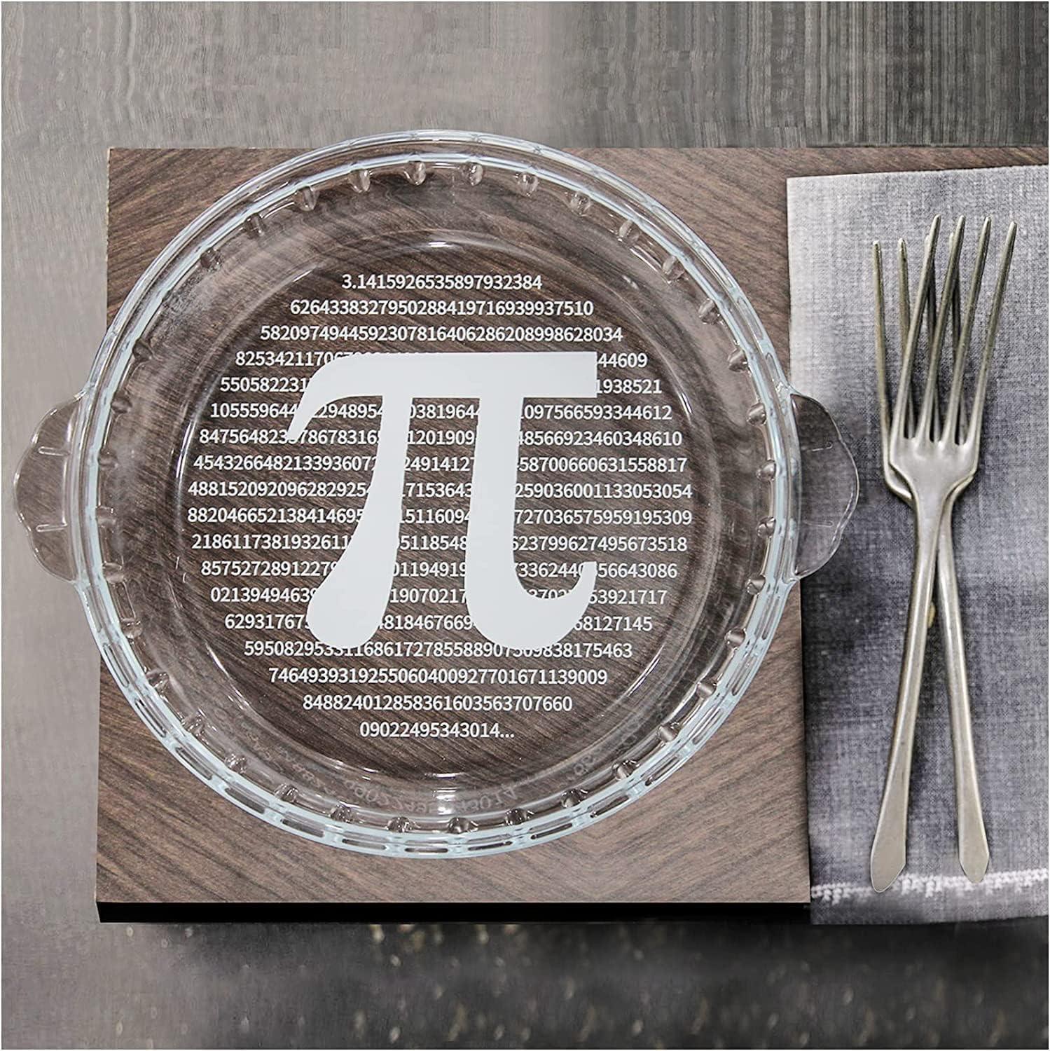 Deep Dish Pie Plate with PI 3.14 Decoration - Perfect for Teacher's Day, Graduation, and Wedding Gift