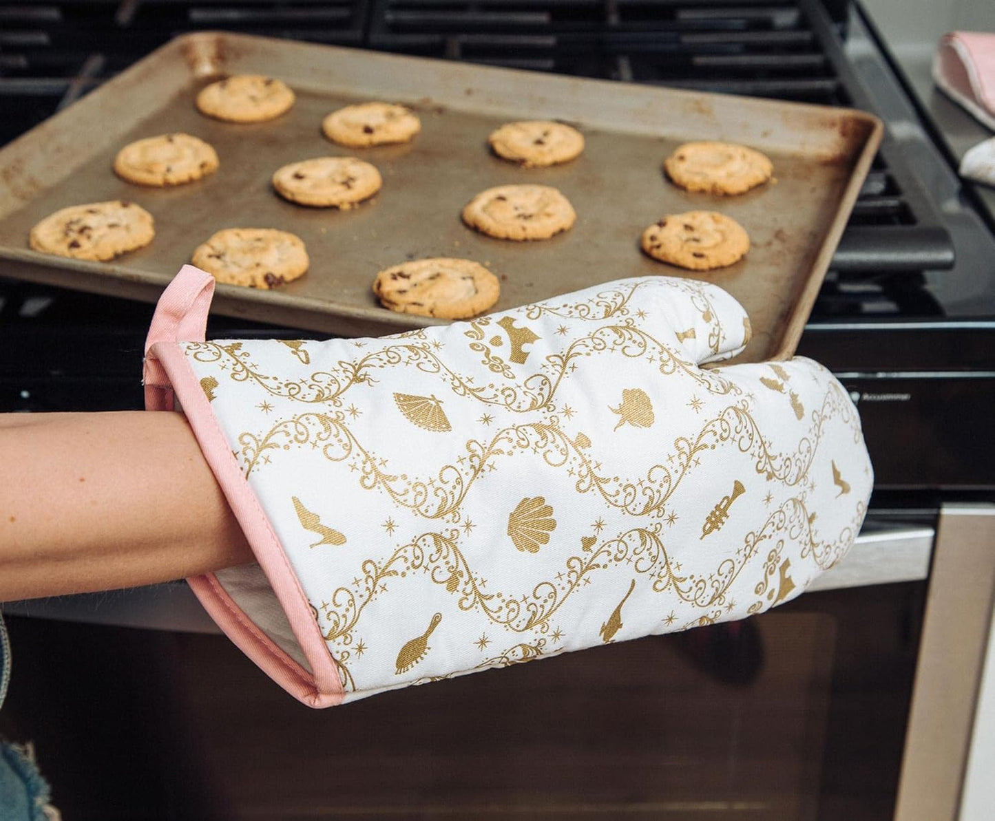 Disney Princess Kitchen Oven Mitt Pot Holder | Heat-Resistant Glove for Cooking - Ukonic