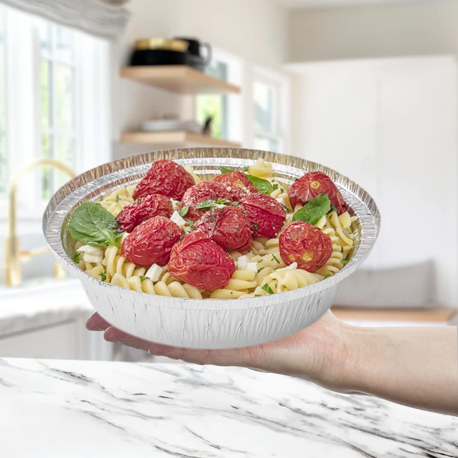 D&W Fine Pack PerformancePak Hemmed Edge Aluminum Pan Silver 46.2 oz 8.94" Diameter x 1.66" Depth 500/Case