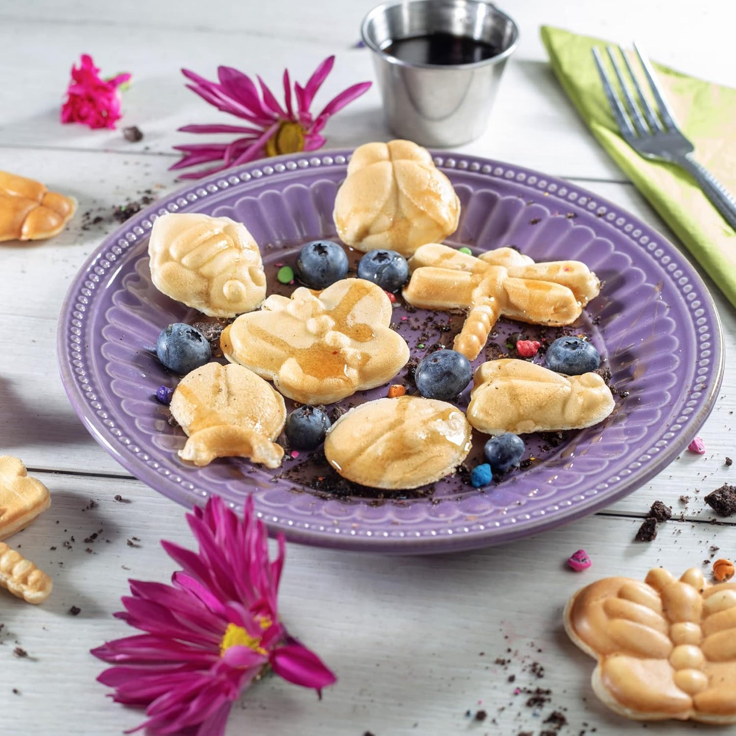 Electric Bug Waffle Maker - Make 7 Insect Shaped Pancakes - Nonstick Waffler Iron for Kids - Beetle, Ladybug, Bee & More - Fun Breakfast Treat