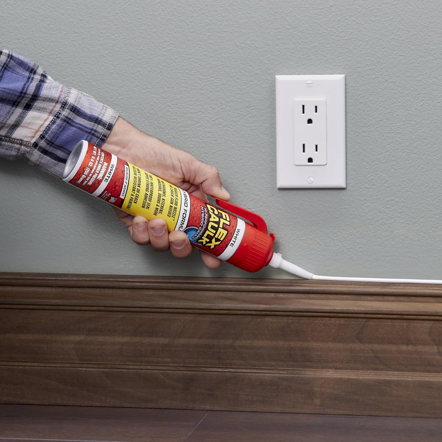 Flex Seal Flex Caulk White 9 oz - Waterproof & Weatherproof Sealant for Indoor/Outdoor Use on Bath, Shower, Sink, Window, Baseboards, Doors, RVs, Roofs, Wood, Auto & Marine - Strong & Paintable (1-Pack)