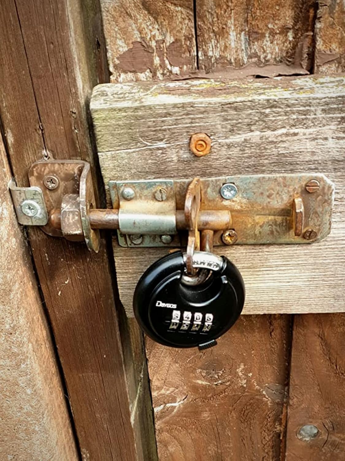 Heavy Duty Outdoor Combination Disc Padlock - 4 Digit Code Lock for Storage Unit, Gate, Fence, Trailer - 3/8" Shackle - Black - 1 Piece - WildKart