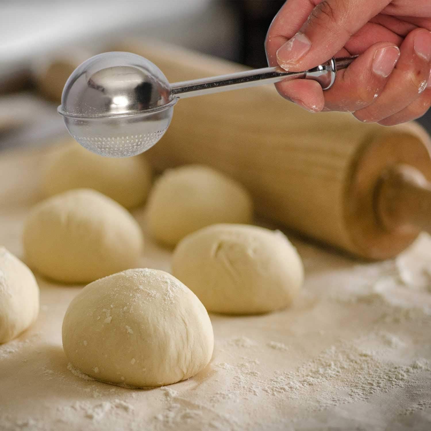 HULISEN Flour Duster and Biscuit Cutter Set for Baking Essentials