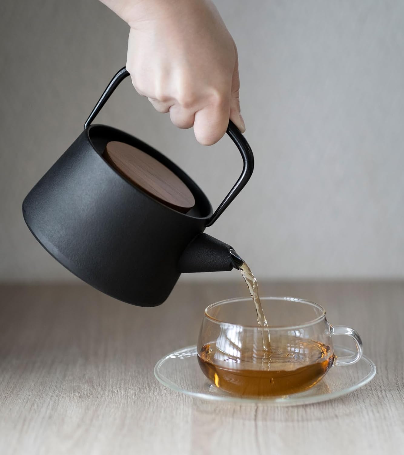 Ikenaga Ironwork Nambu Ironware Teapot - 0.56L Tea Container, Made in Japan - Iron Supplement