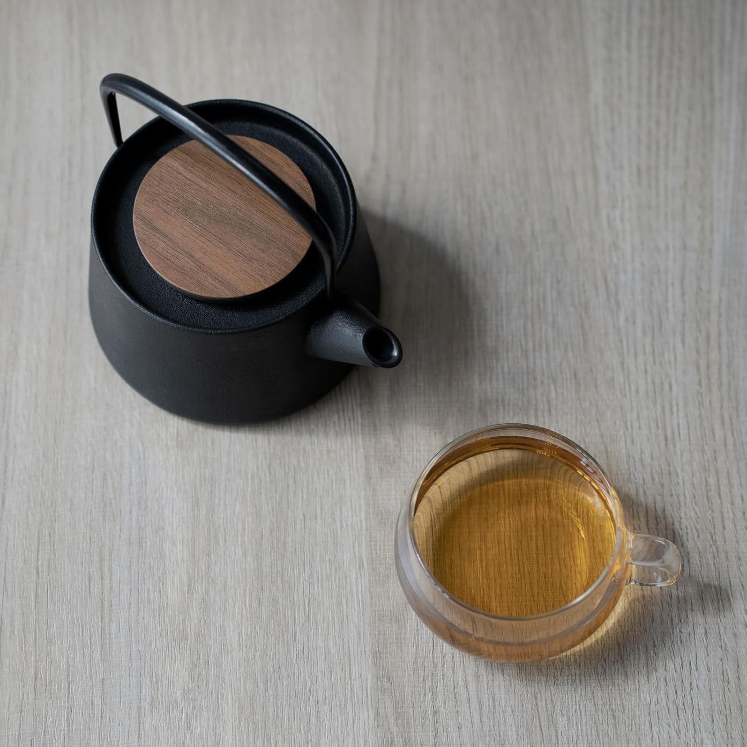 Ikenaga Ironwork Nambu Ironware Teapot - 0.56L Tea Container, Made in Japan - Iron Supplement