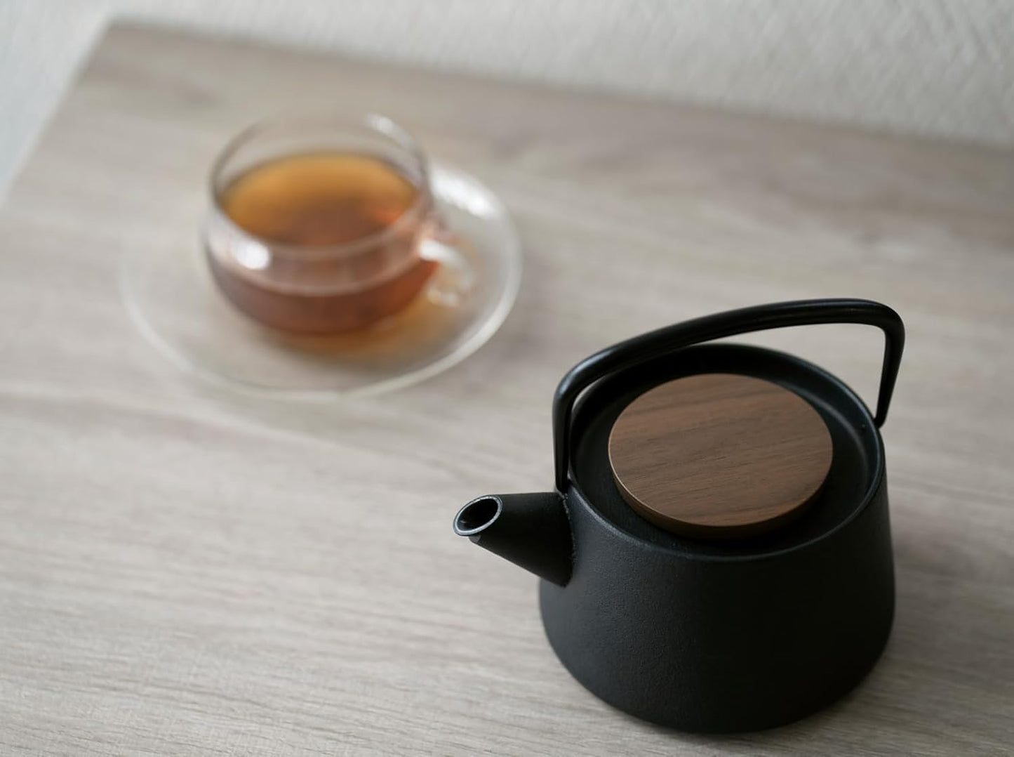 Ikenaga Ironwork Nambu Ironware Teapot - 0.56L Tea Container, Made in Japan - Iron Supplement