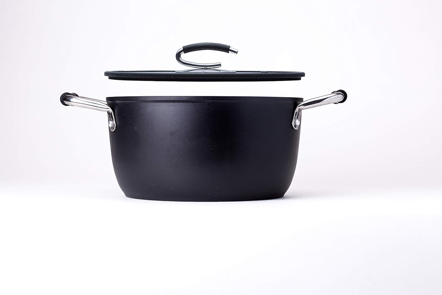 Italian-Made DaTerra Cucina 5 Qt Nonstick Dutch Oven with Lid - PTFE, Cadmium, Lead, and PFOA Free - Oven Safe Induction Stock Pot