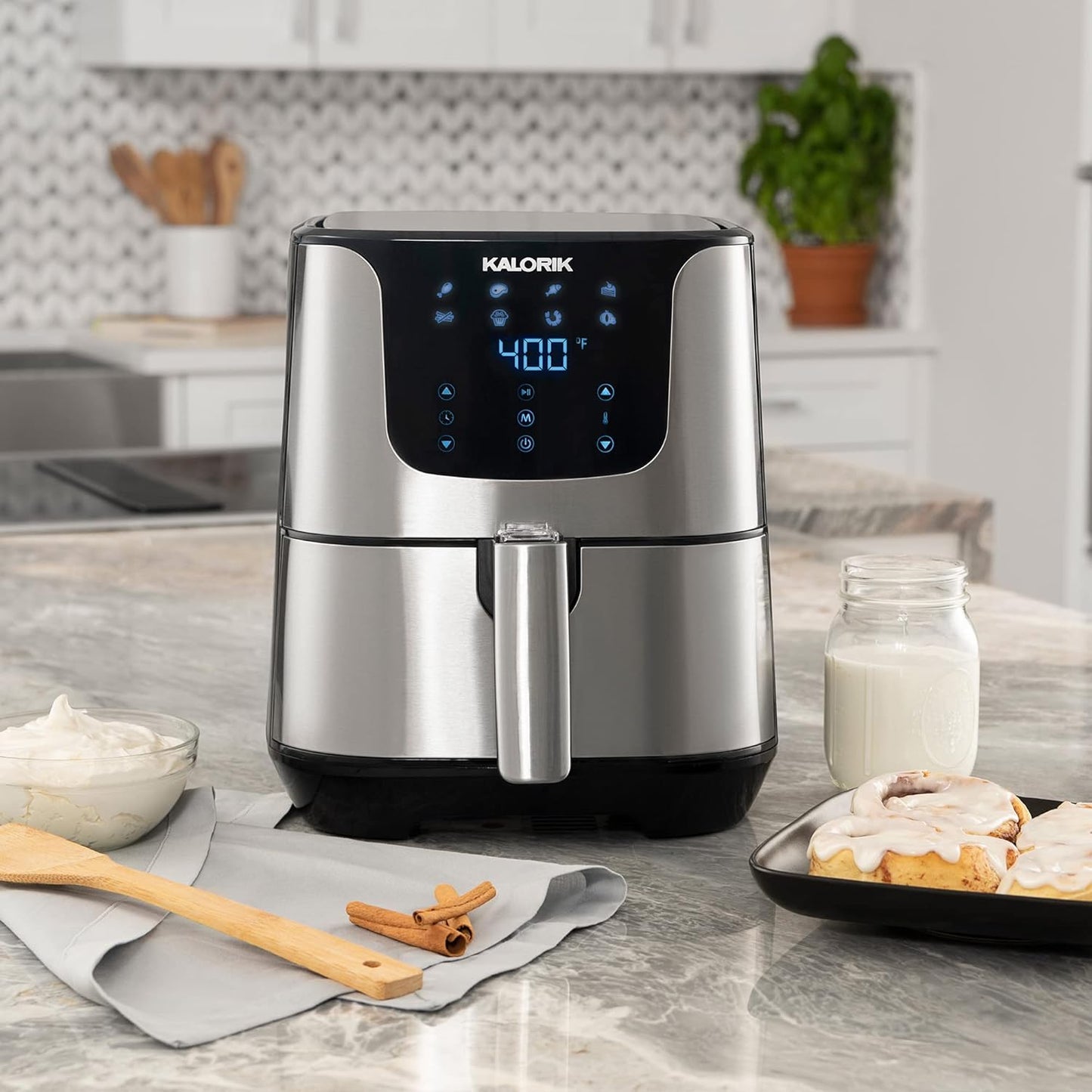 KALORIK 3.5 Quart Digital Air Fryer - Easy Cooking at Your Fingertips!