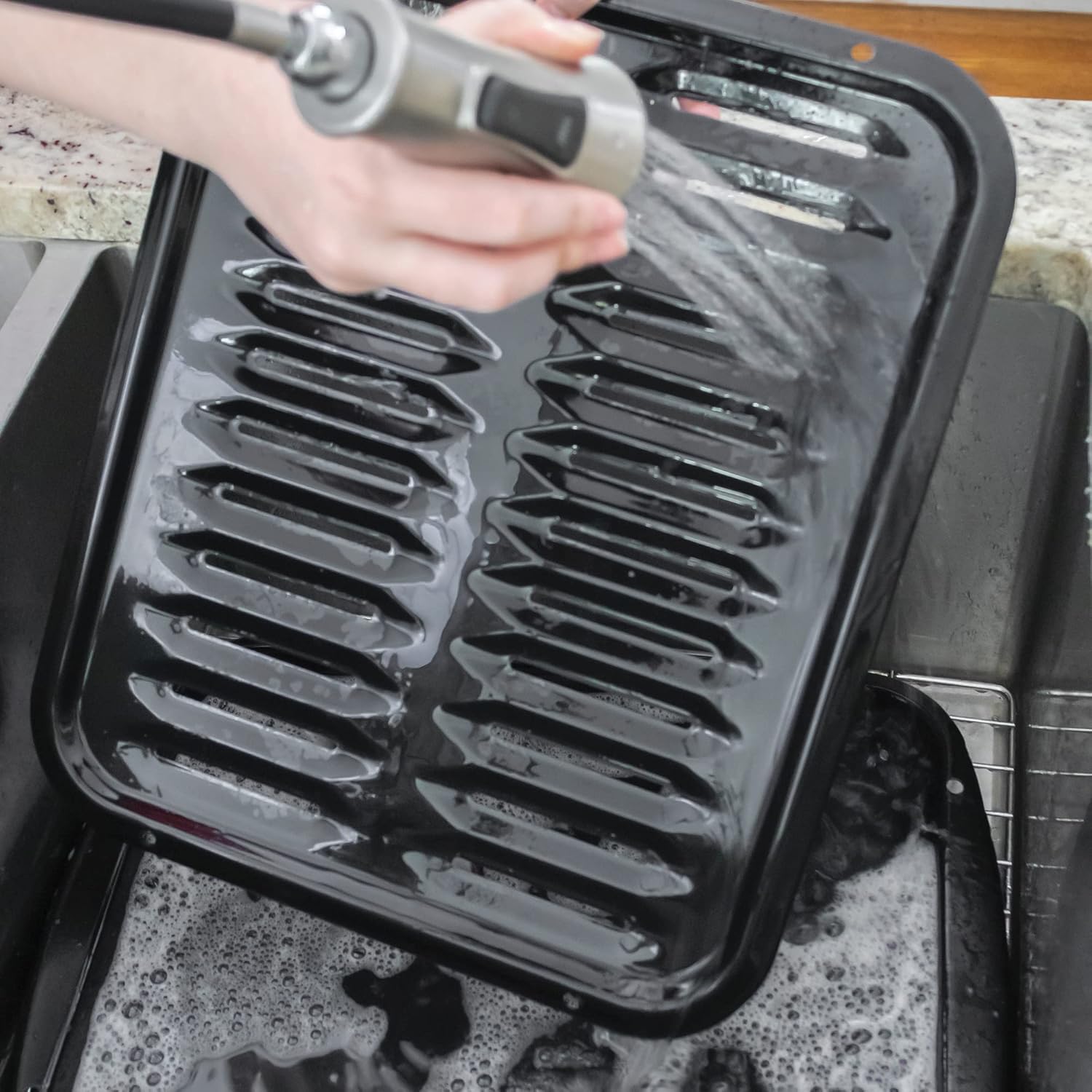 Large 2-Piece Broiler Pan & Grill Set - Porcelain-on-Steel - 16-1/2"x12-3/4"x1-3/4" - Black - Certified Appliance Accessories