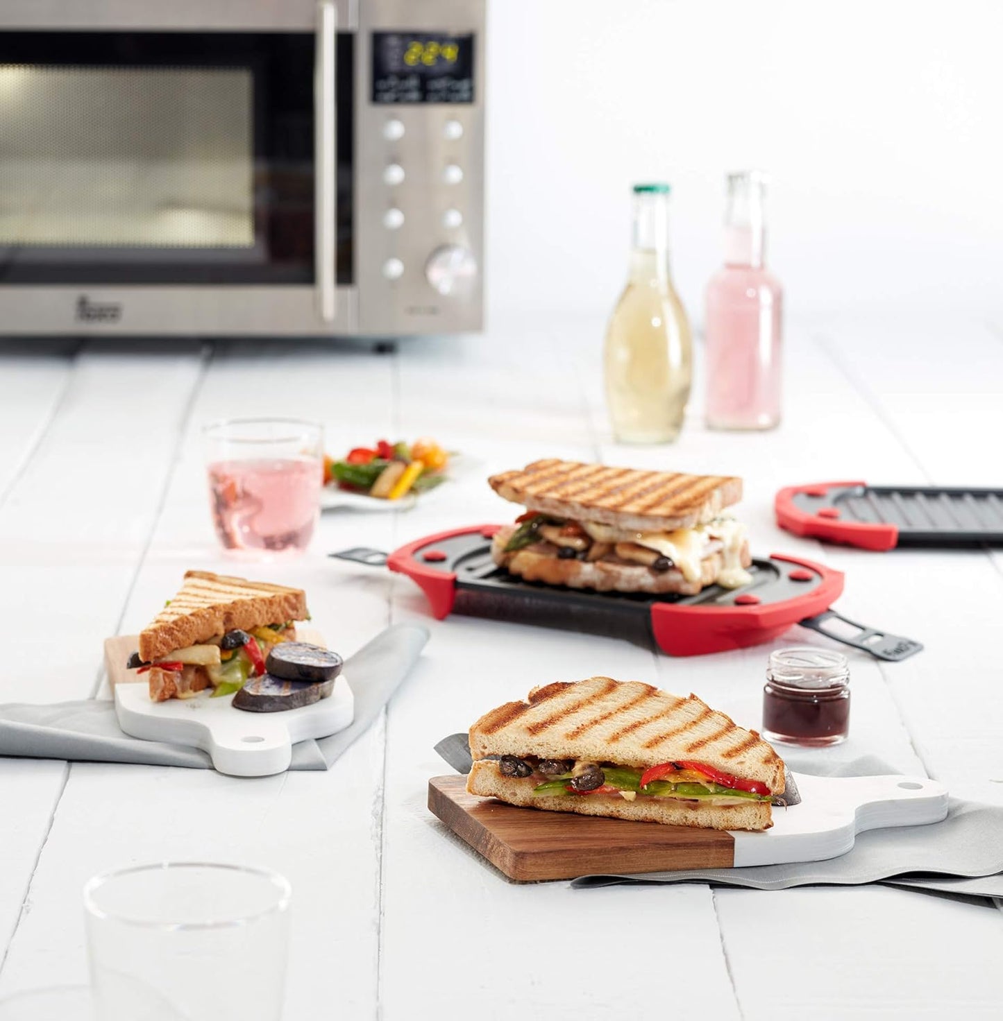 Lekue Red Microwave Grill Sandwich Maker Panini Press - 10" x 5.7