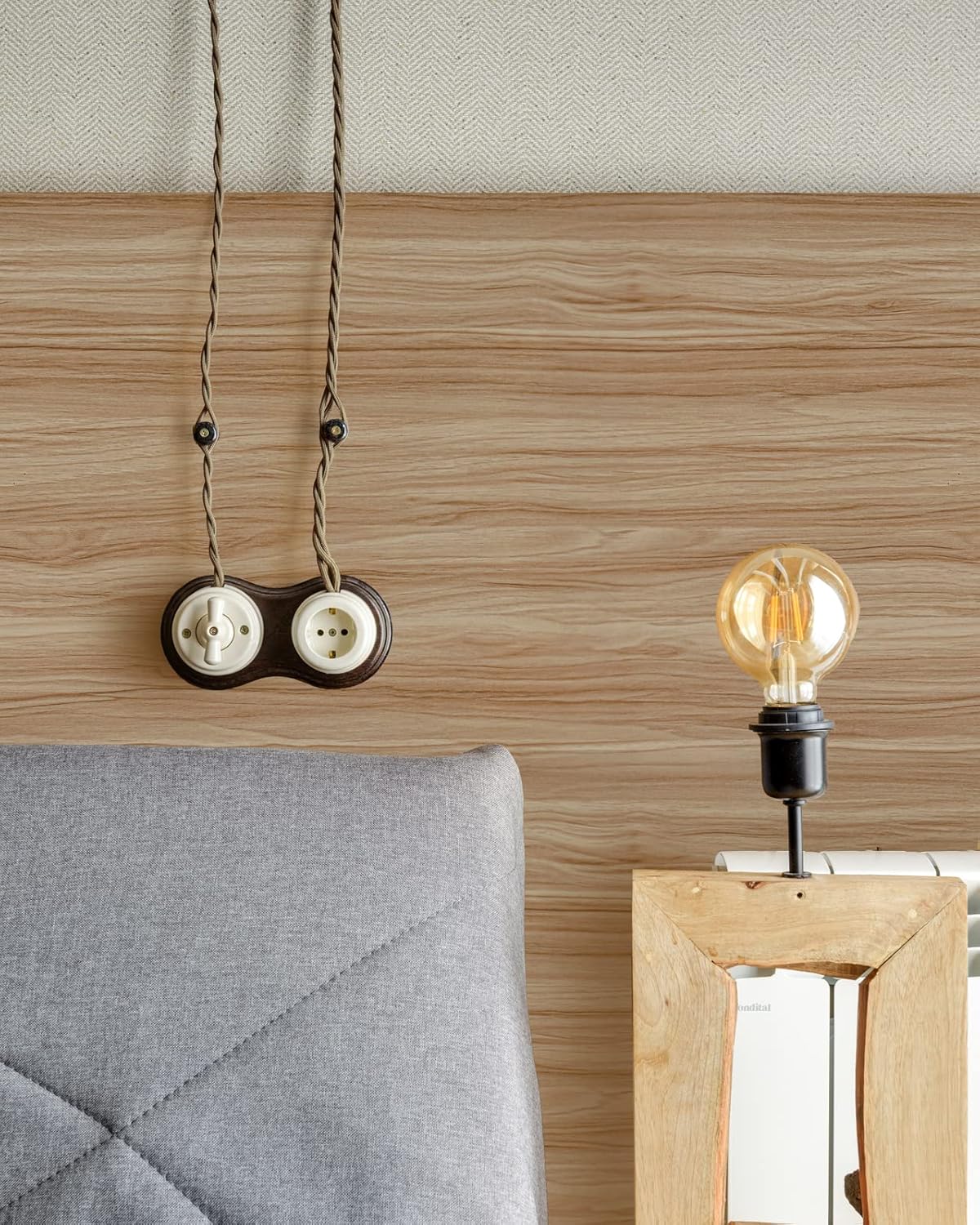 Light Wooden Grain Contact Paper for Cabinets and Drawers - Self Adhesive Removable Wallpaper - Waterproof Vinyl - 15.7inW x 118inL