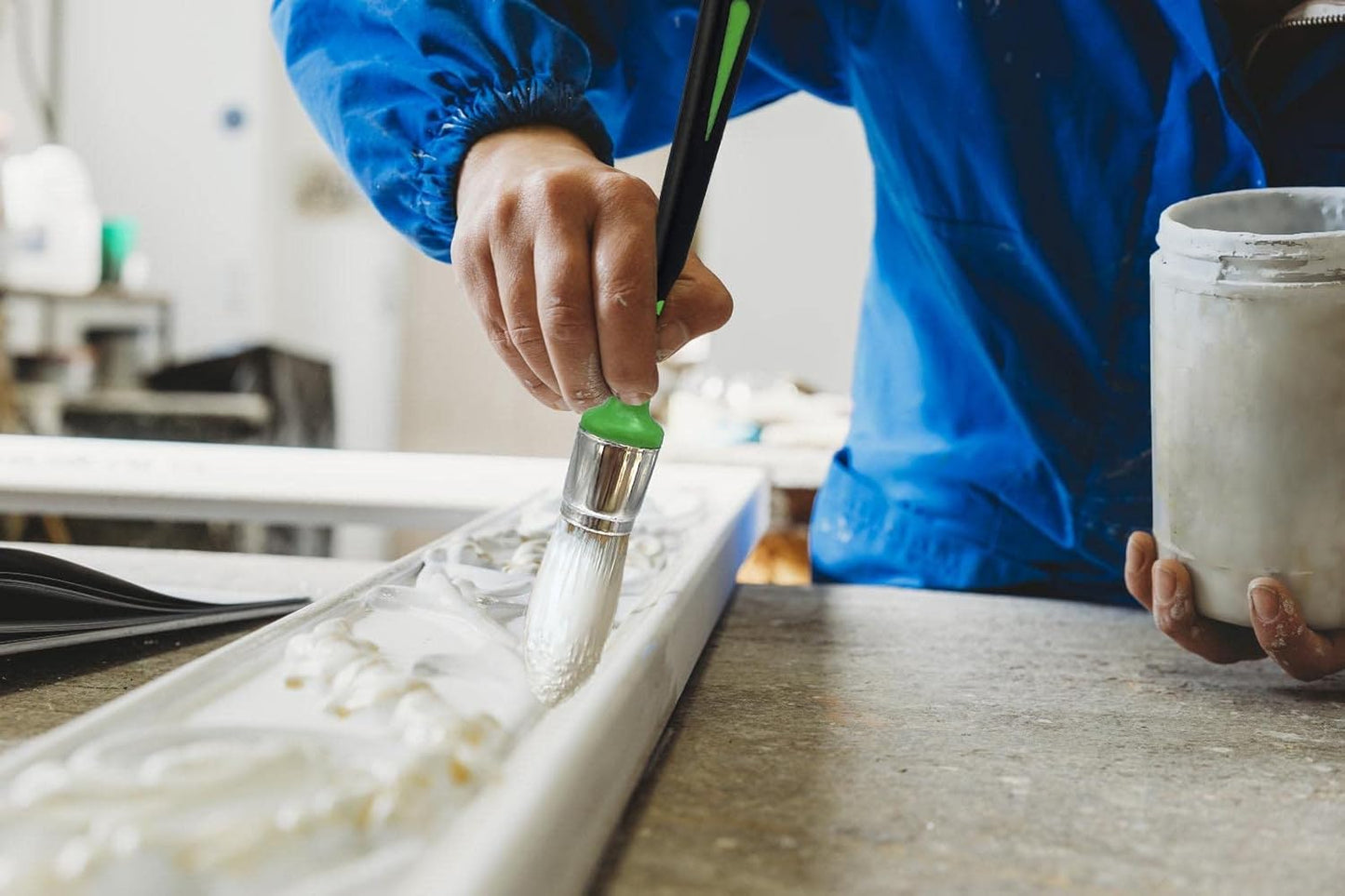 Magimate Small Paint Brush for Touch Ups, Trim Stain Brush - Perfect for Sash, Baseboards, Corners, and Art - 0.6-inch Size