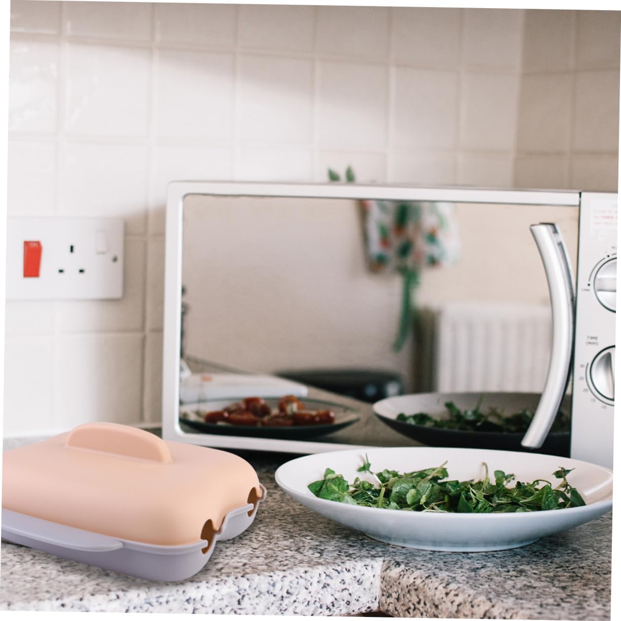 Microwave Corn Steamer with Dual Caves - Easy to Clean and Heat-Resistant