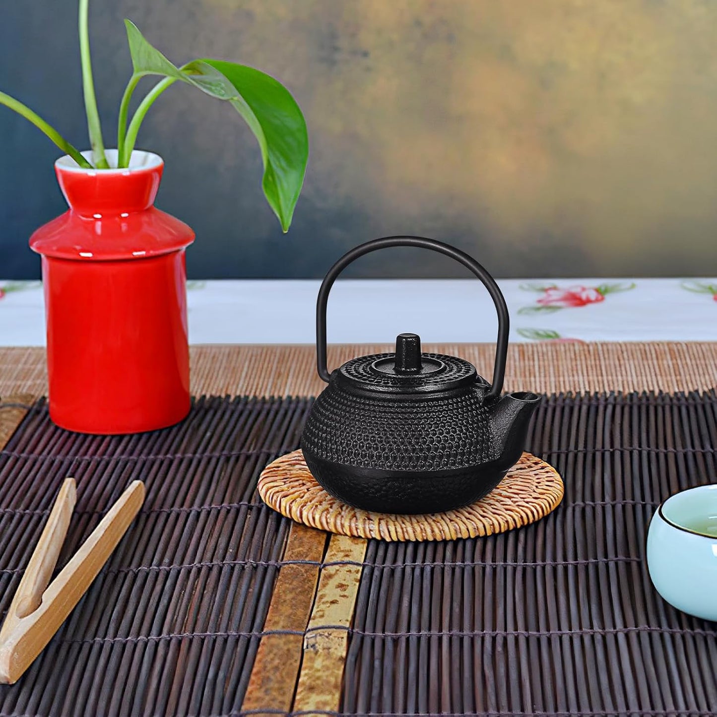 Miniature Japanese Cast Iron Teapot for Dollhouse Kitchen Party - Realistic Mini Cast Iron Teapot Dollhouse Accessories